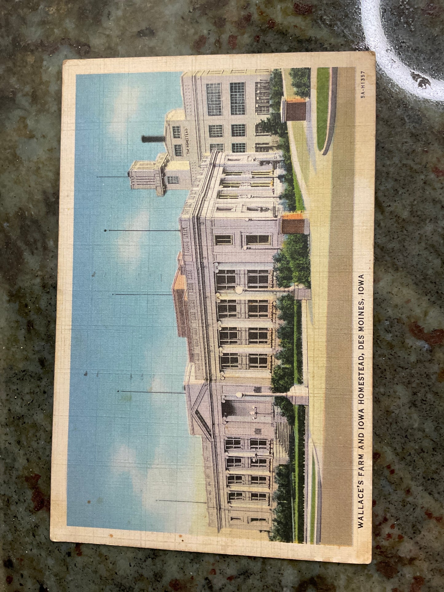 Wallace Farm & IA Homestead 1935 Post Card