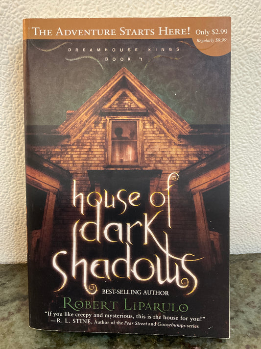 Book House Of Dark Shadows