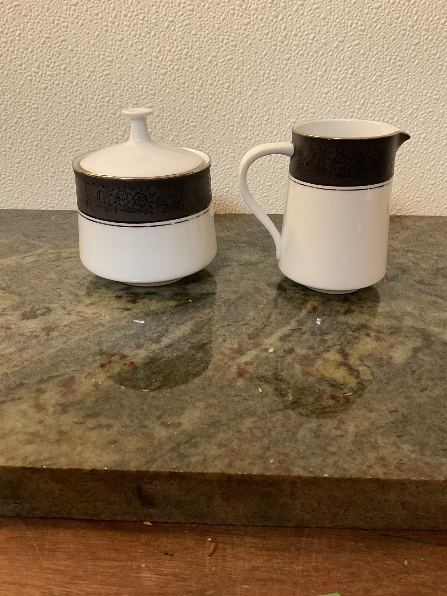 Noritake Mirano Sugar And Creamer Set, Made In Japan