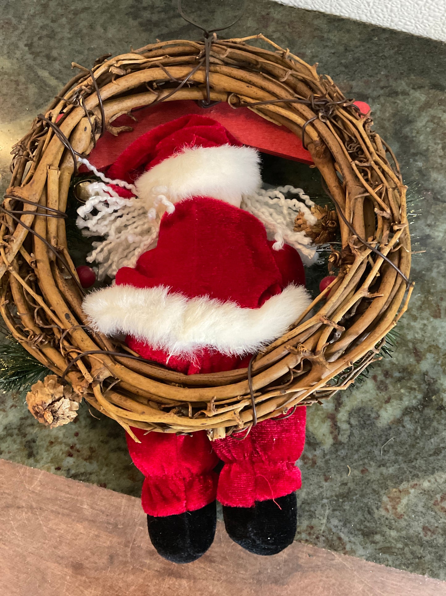 Small Santa Welcome Wreath