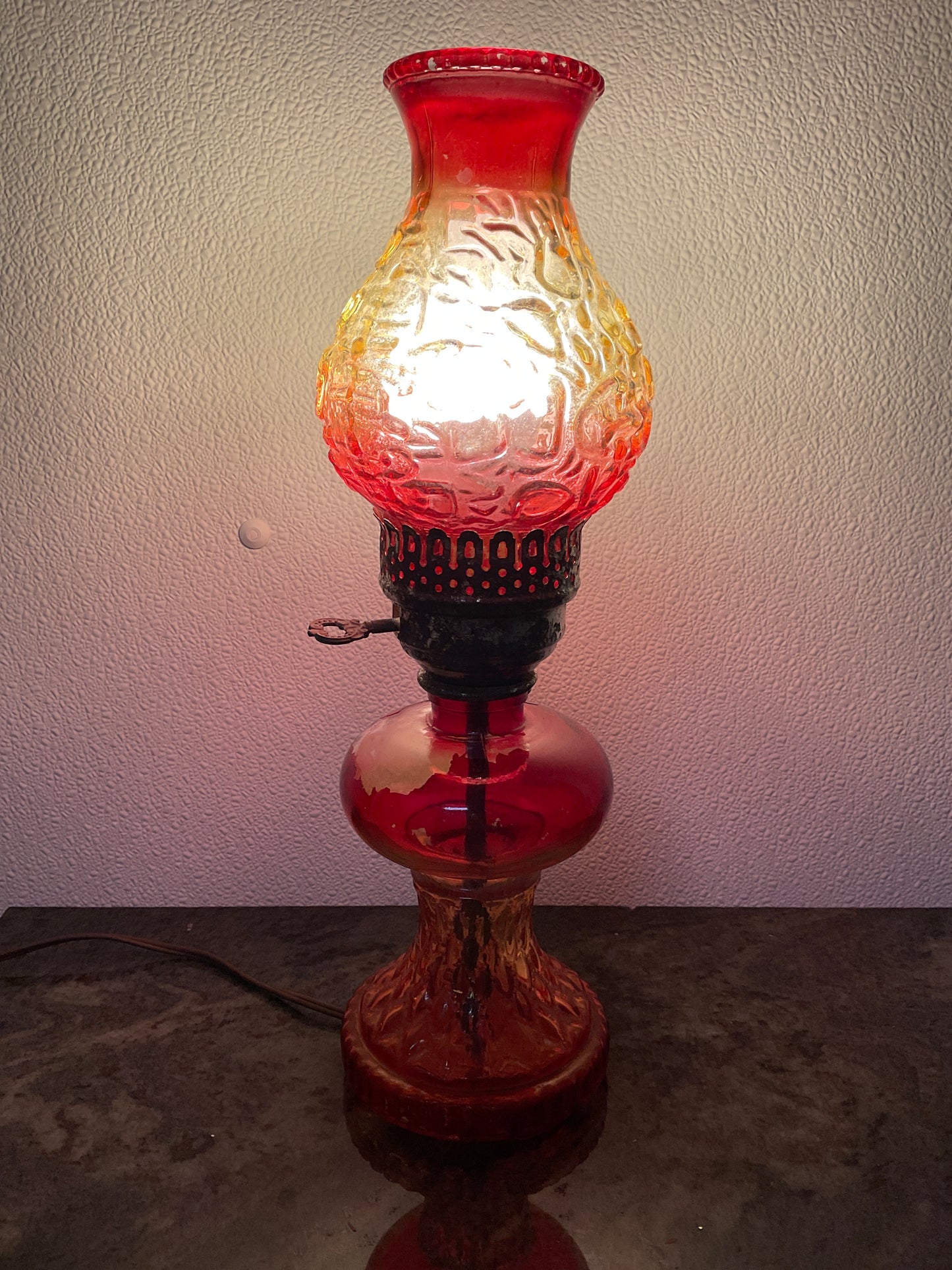 Vintage Red/Gold Glass Electric Lamp