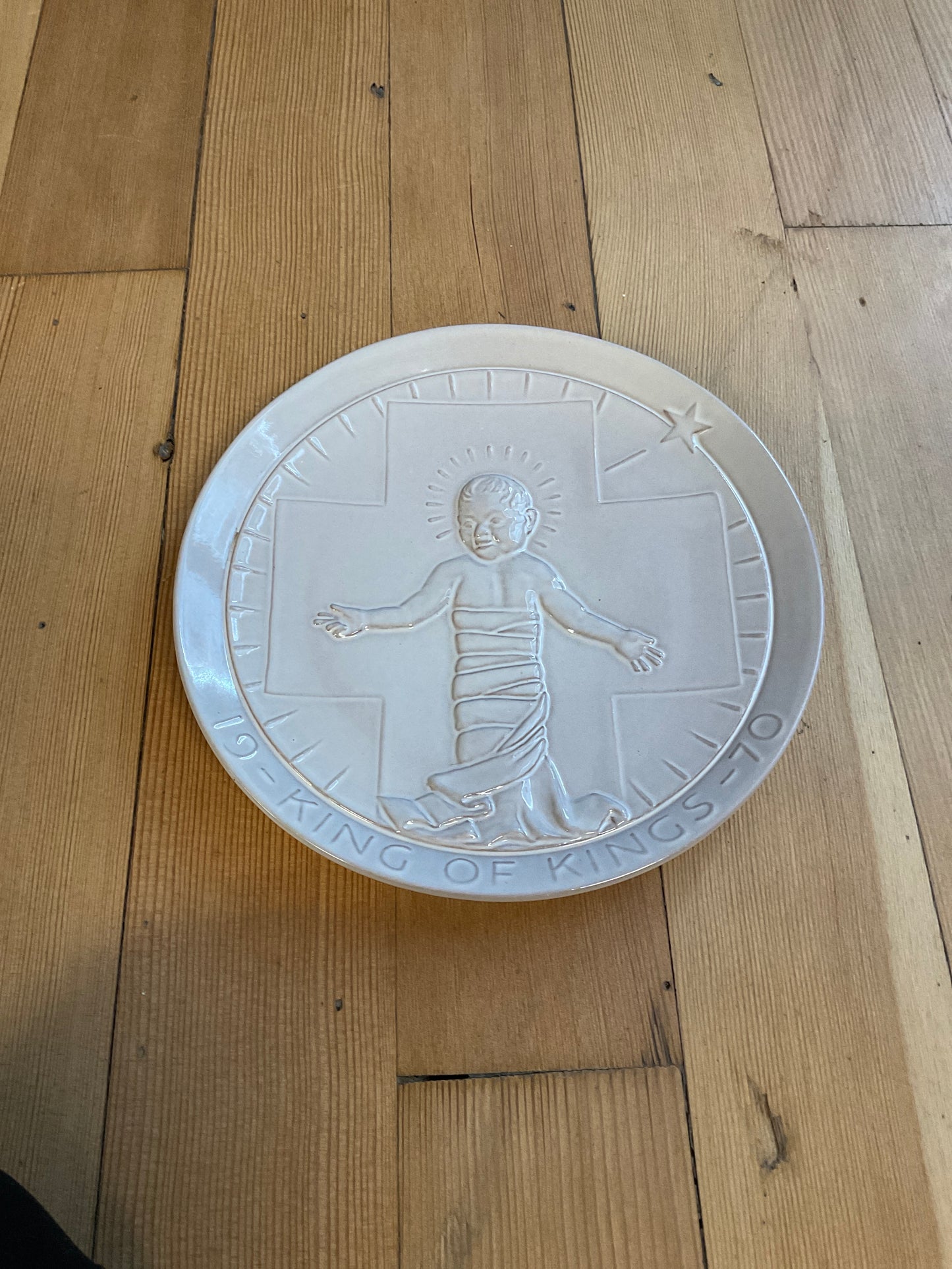 Frankoma Pottery “King Of Kings” Christmas 1970 Plate