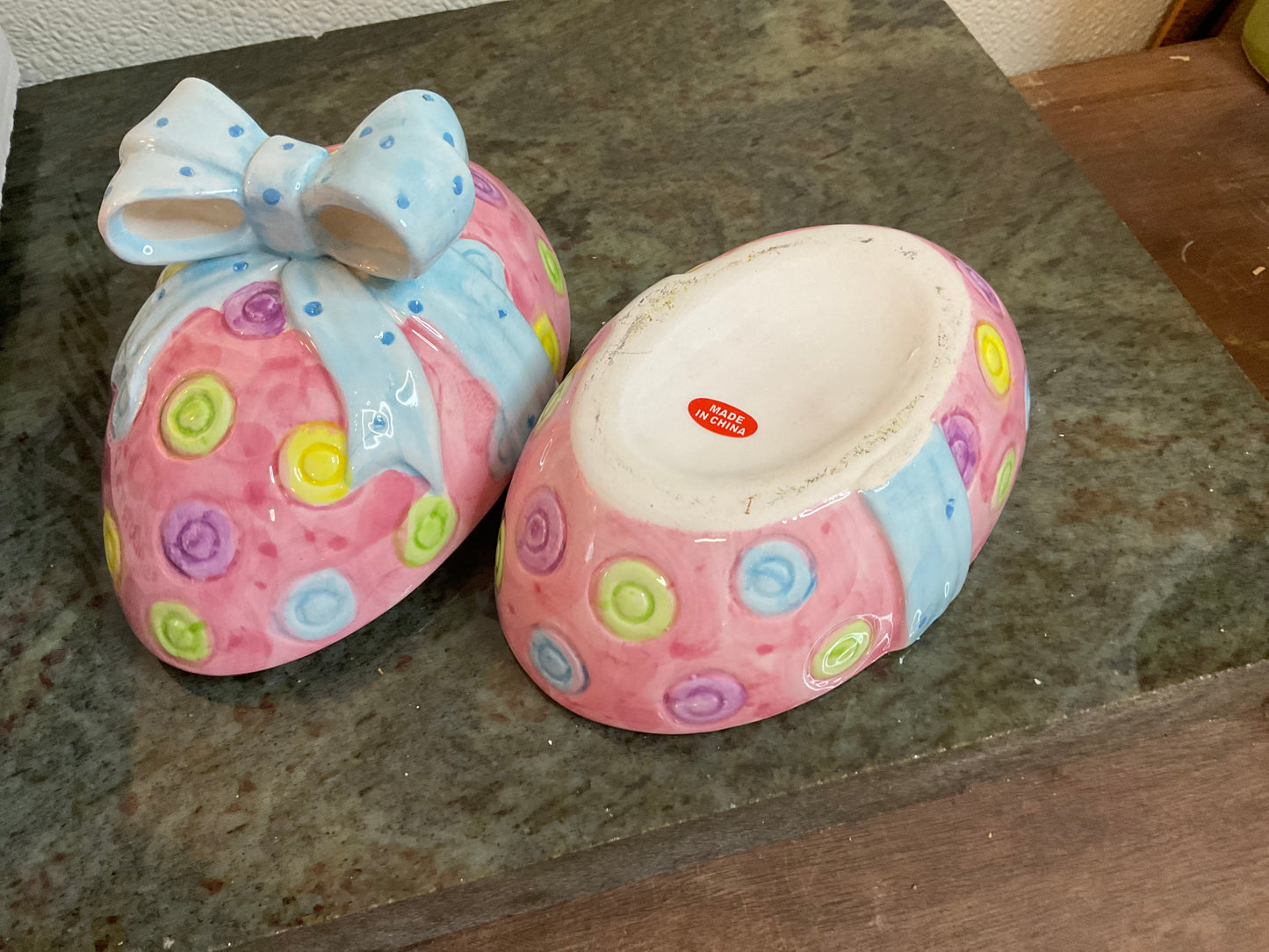 Ceramic Easter Egg Trinket Box