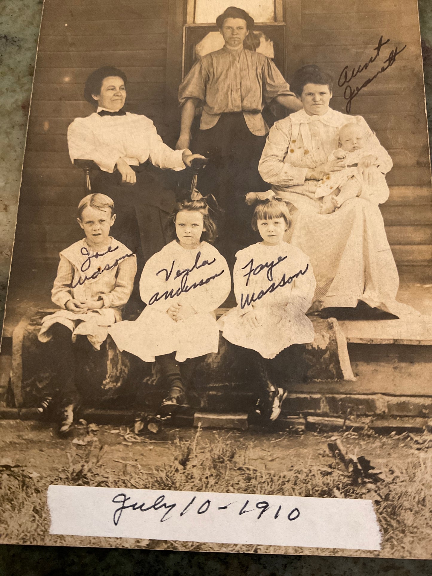 Photo Postcard 1910 Seven Poeple