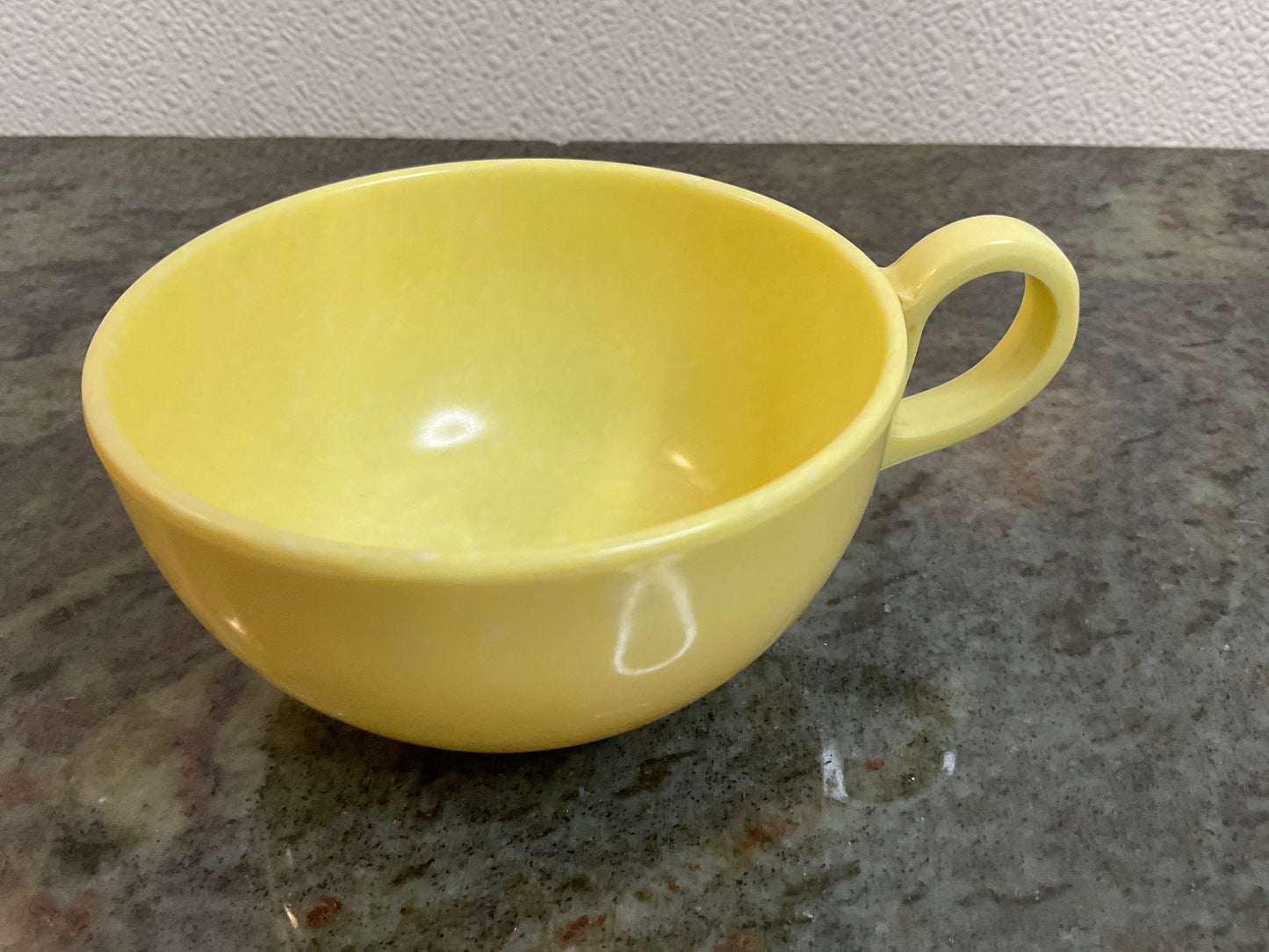 Vtg Melamine Yellow Cup w/Handle