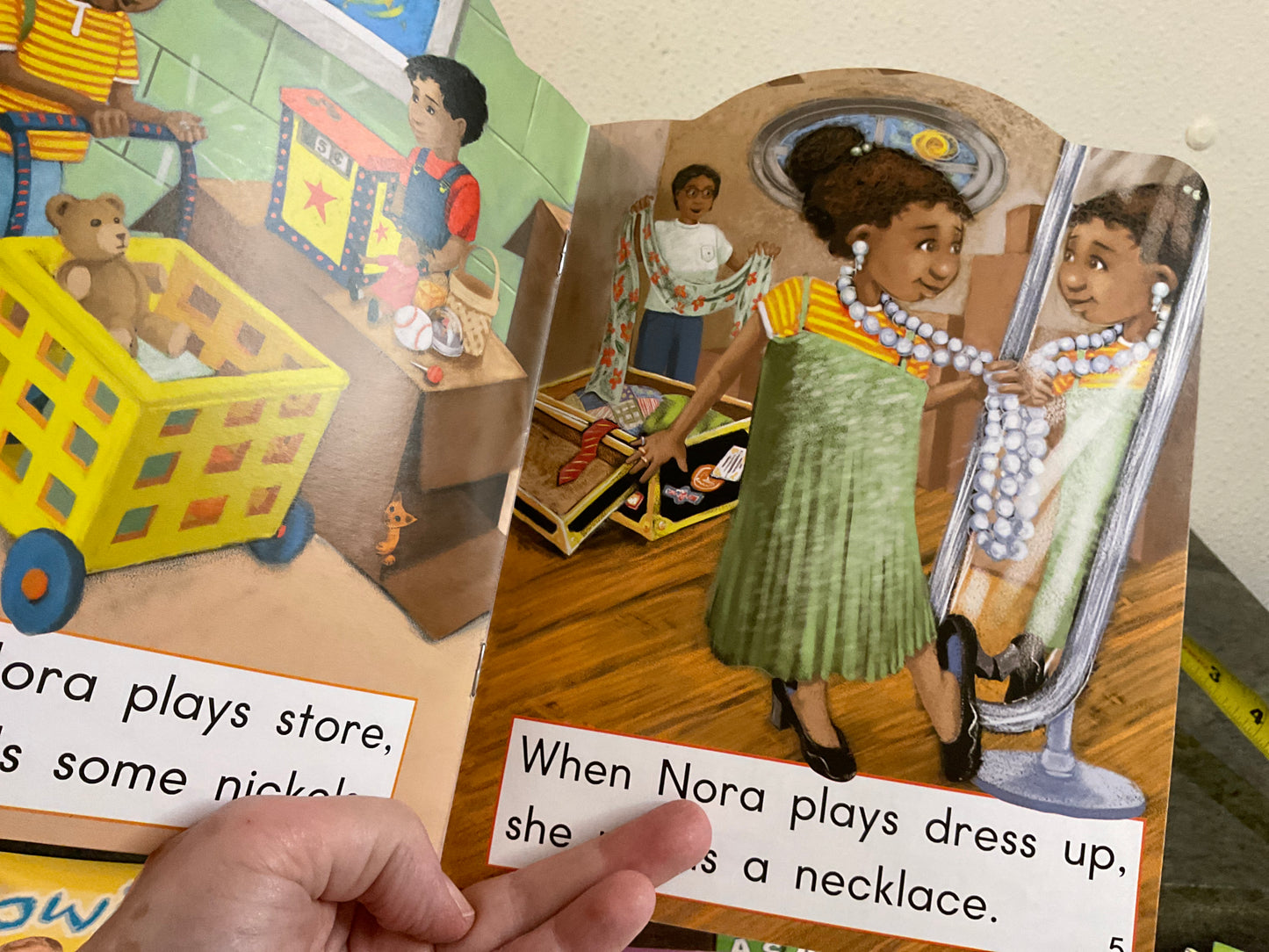 Book Nora Plays All Day