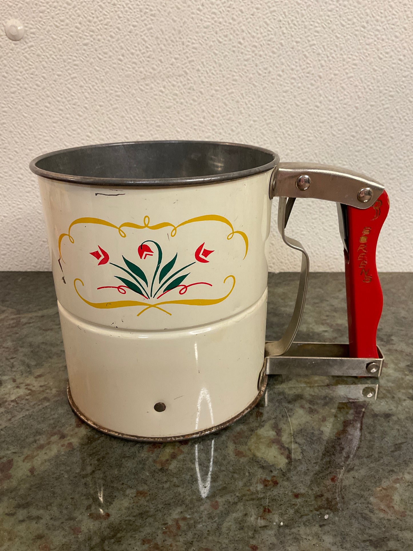 Vintage Androck Hand-I-Siff Flour Sifter