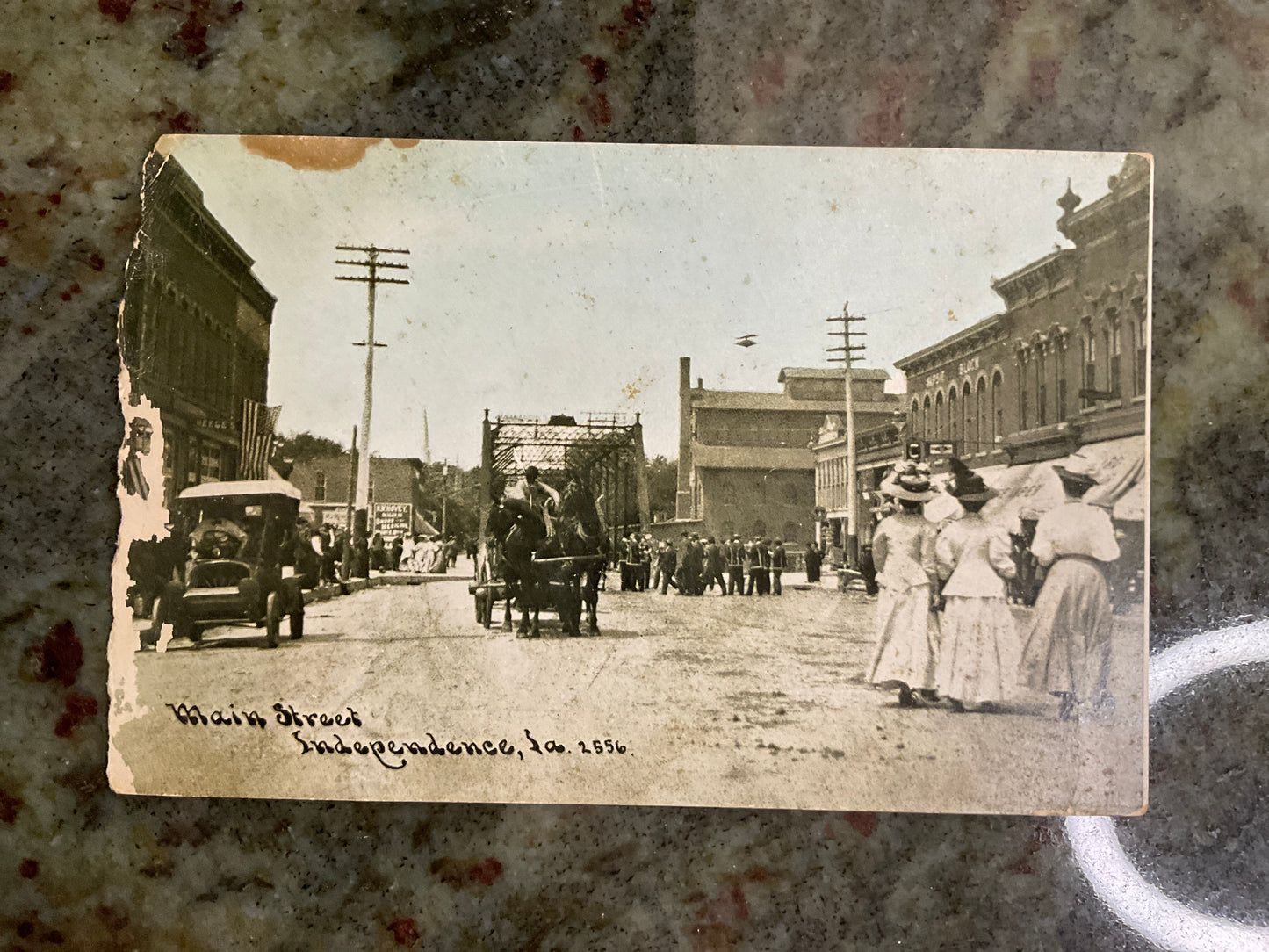 Main Street Independence IA Post Card 1909