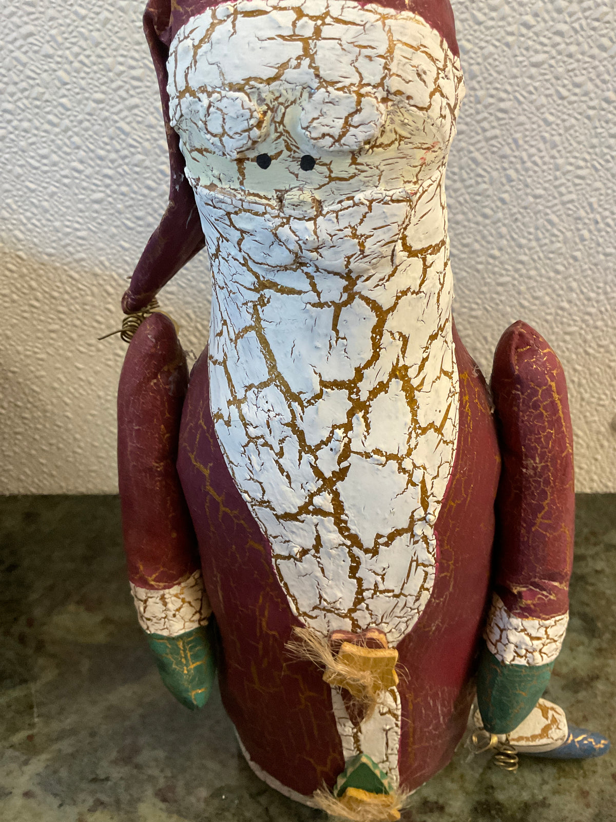Enesco Aleta Breese Folk Art Santa Figurine