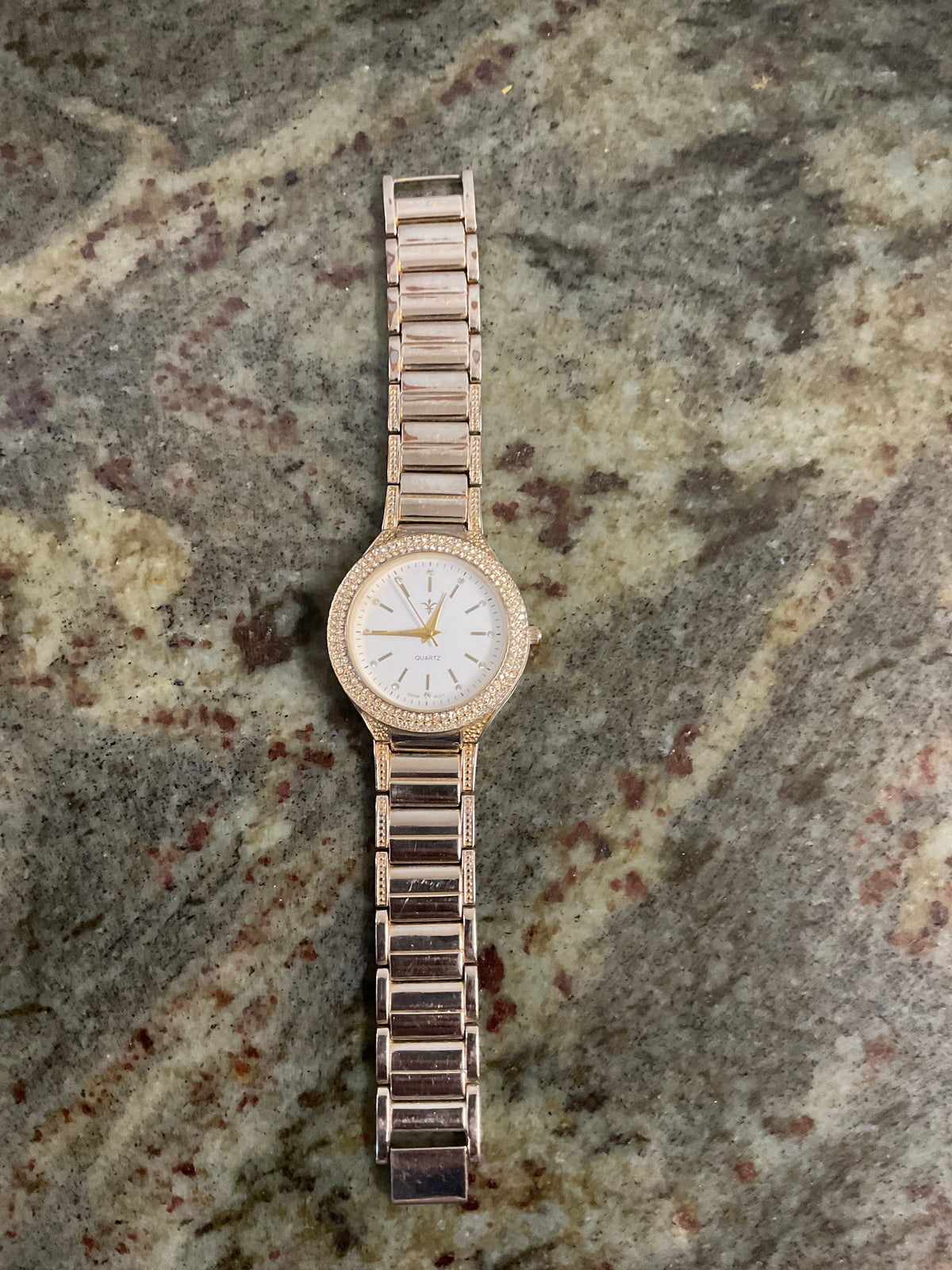 Silver Tone Quartz Watch With Clear Gems