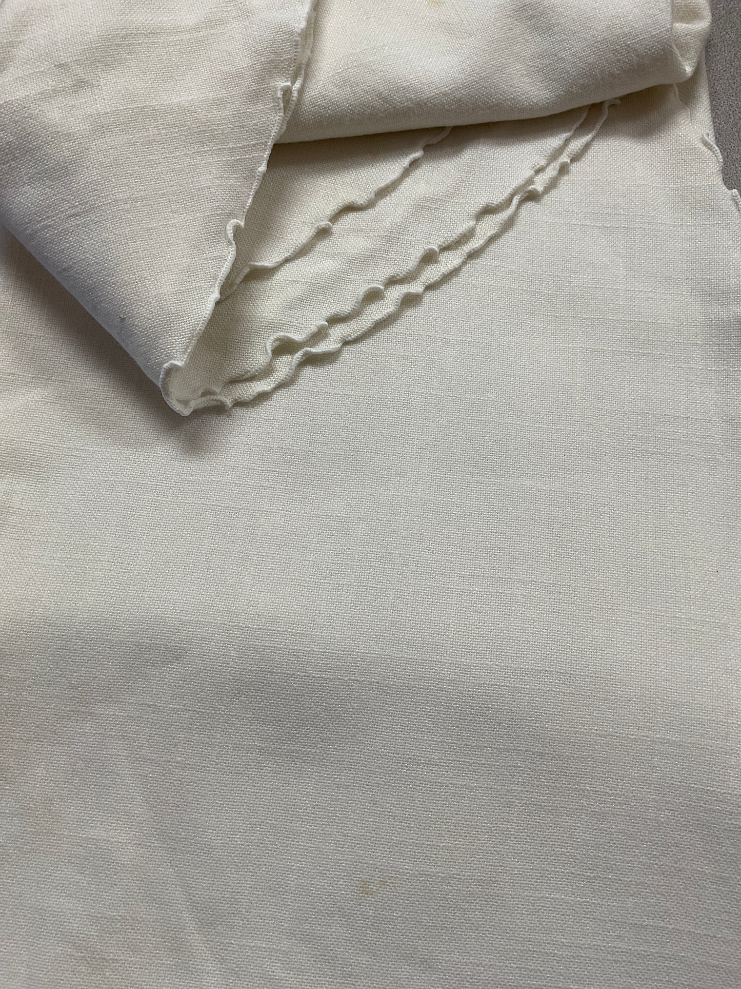 Cotton Oval Tablecloth 48” X 63”
