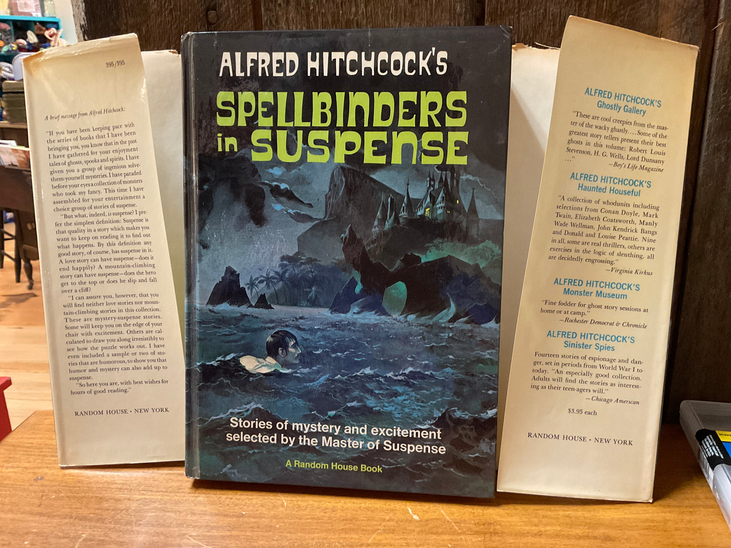 Book Spellbinders in Suspense 1967