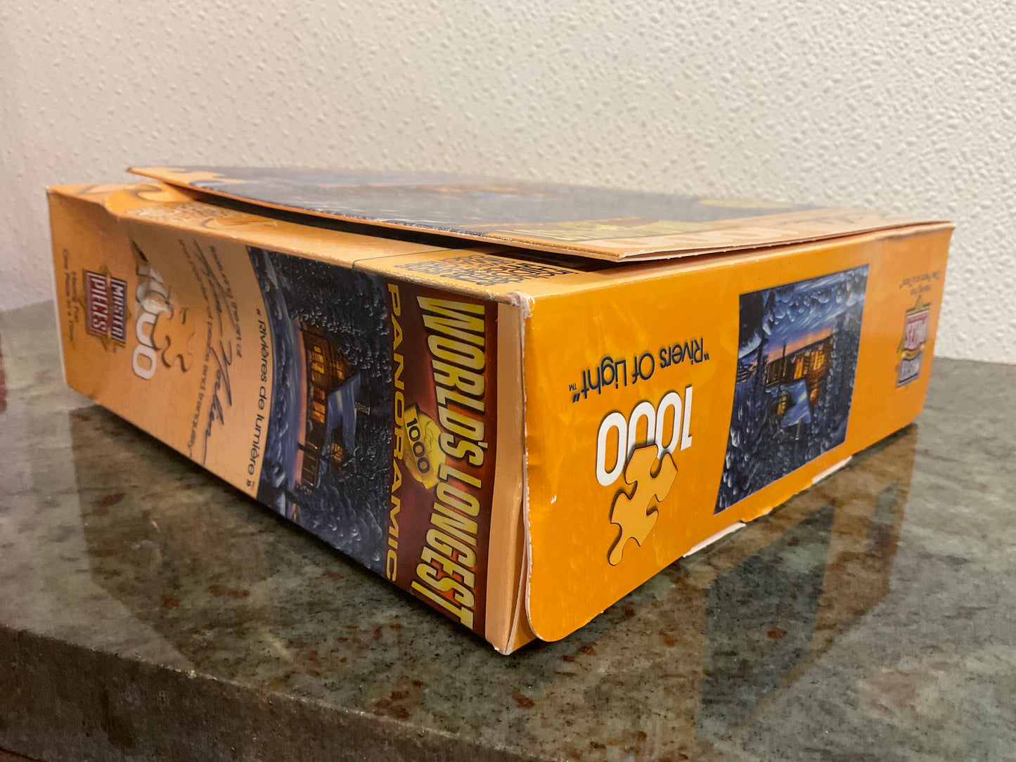 Large 1000 Piece Panaramic Hidden Images Puzzle