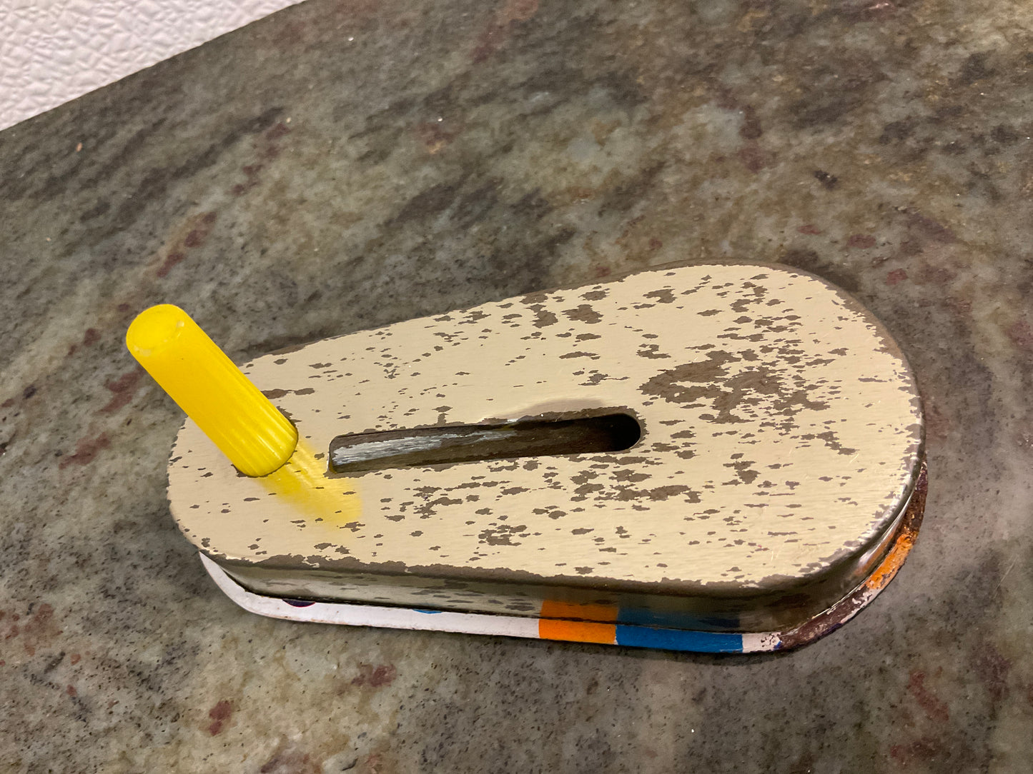 Metal Noise Maker w/Variety of Dots