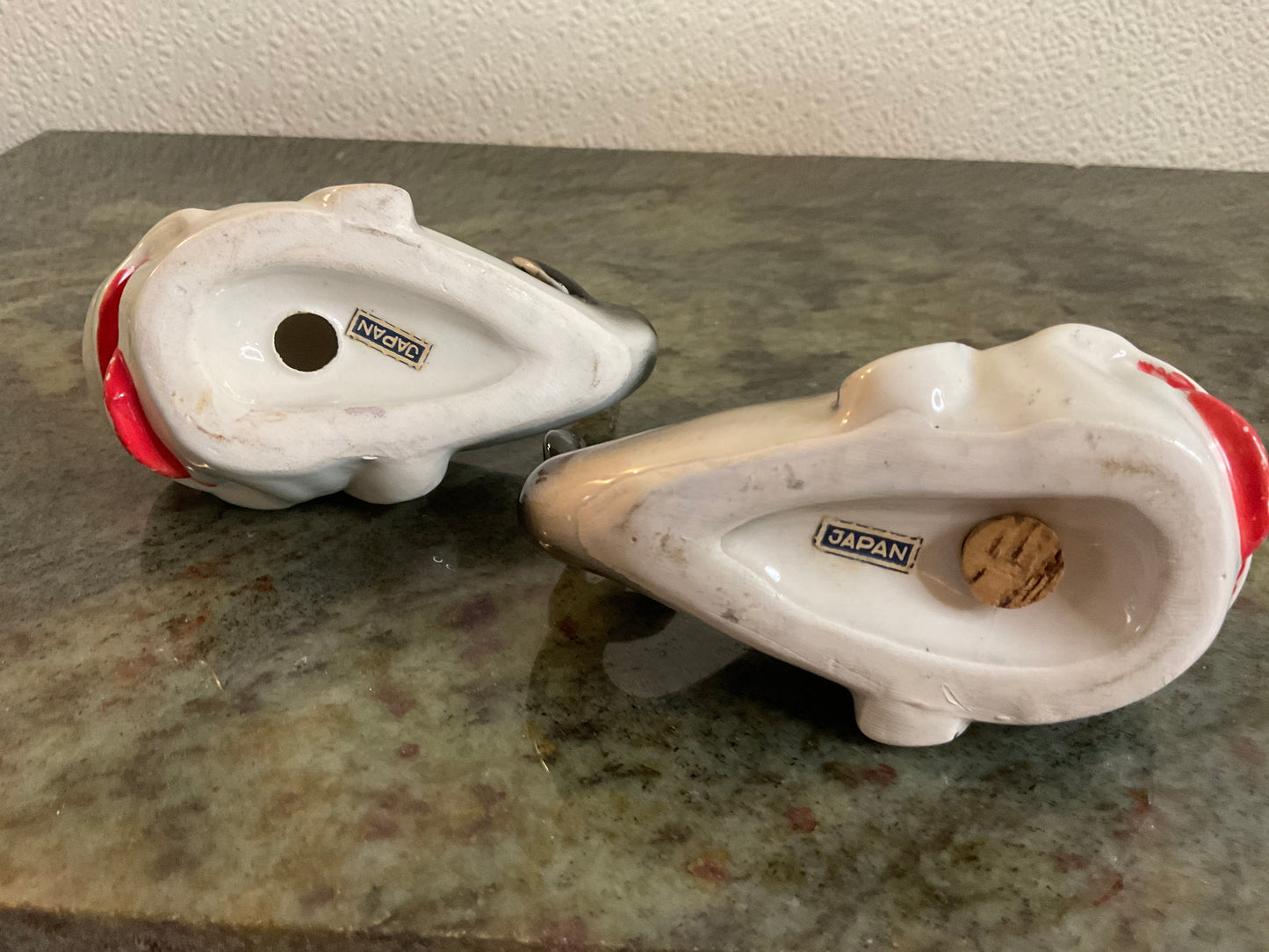 Salt & Pepper Marineland Whales Set