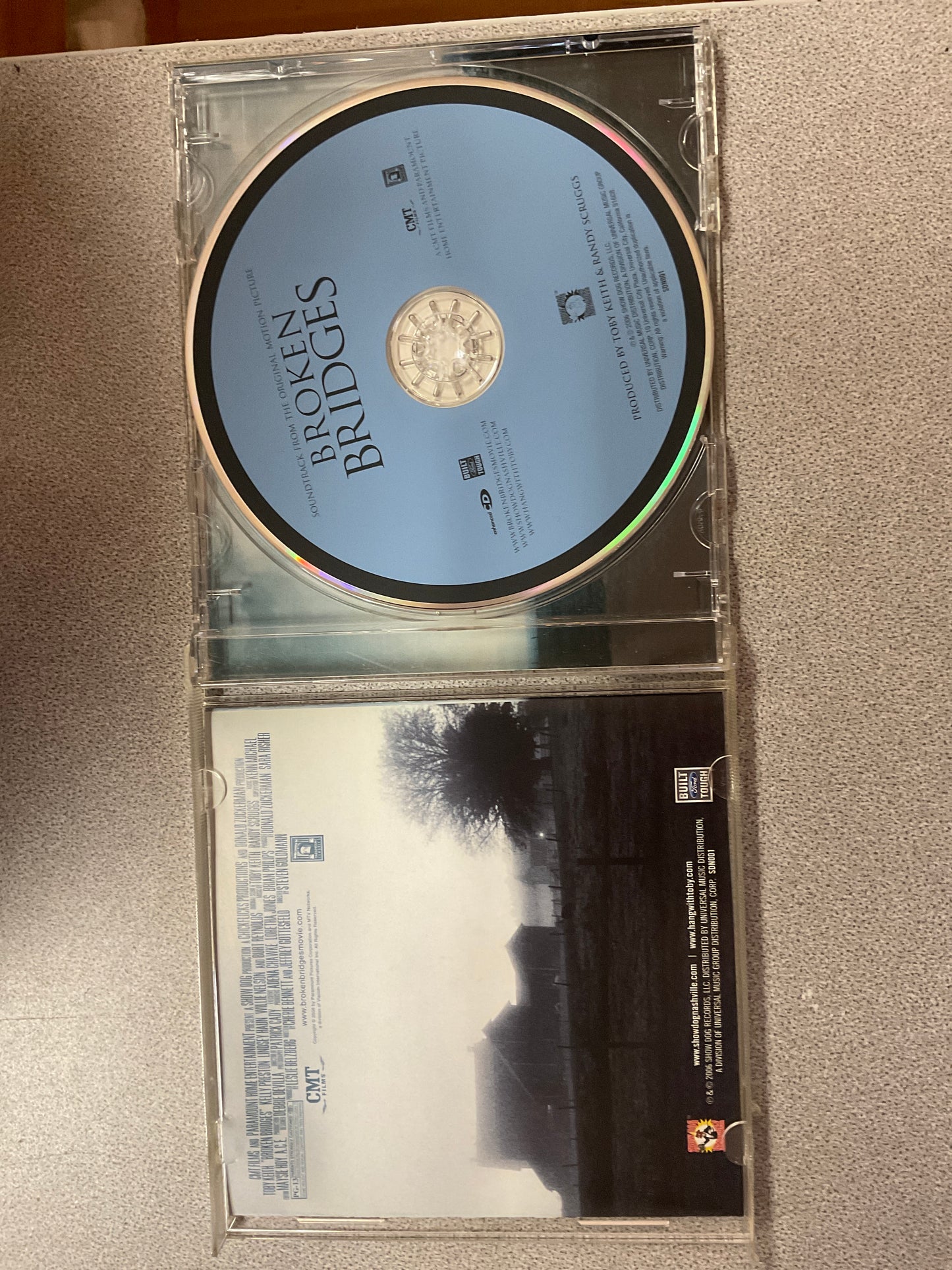 CD Toby Keith Broken Bridges