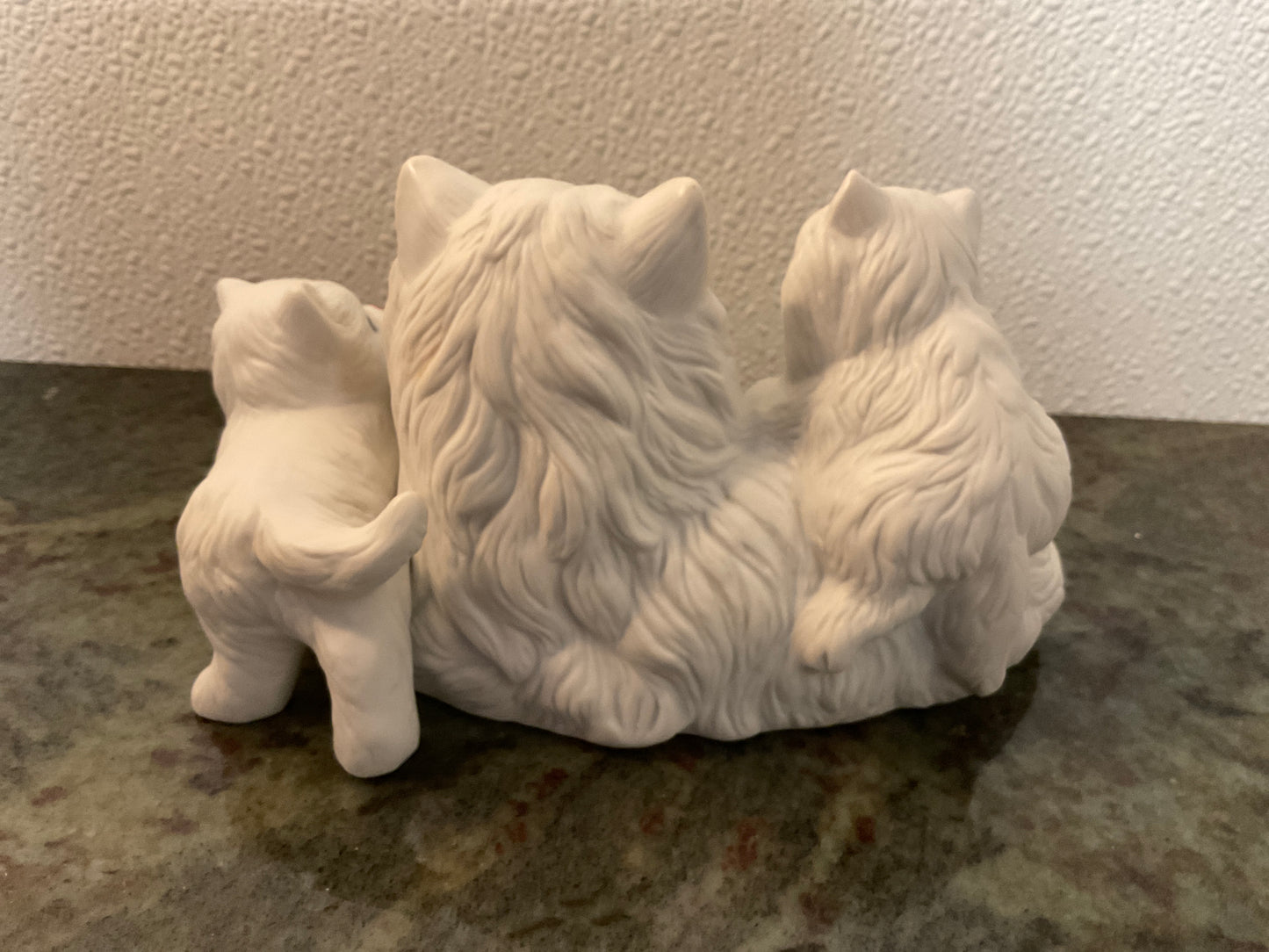 White Ceramic Cat w/2 Kittens