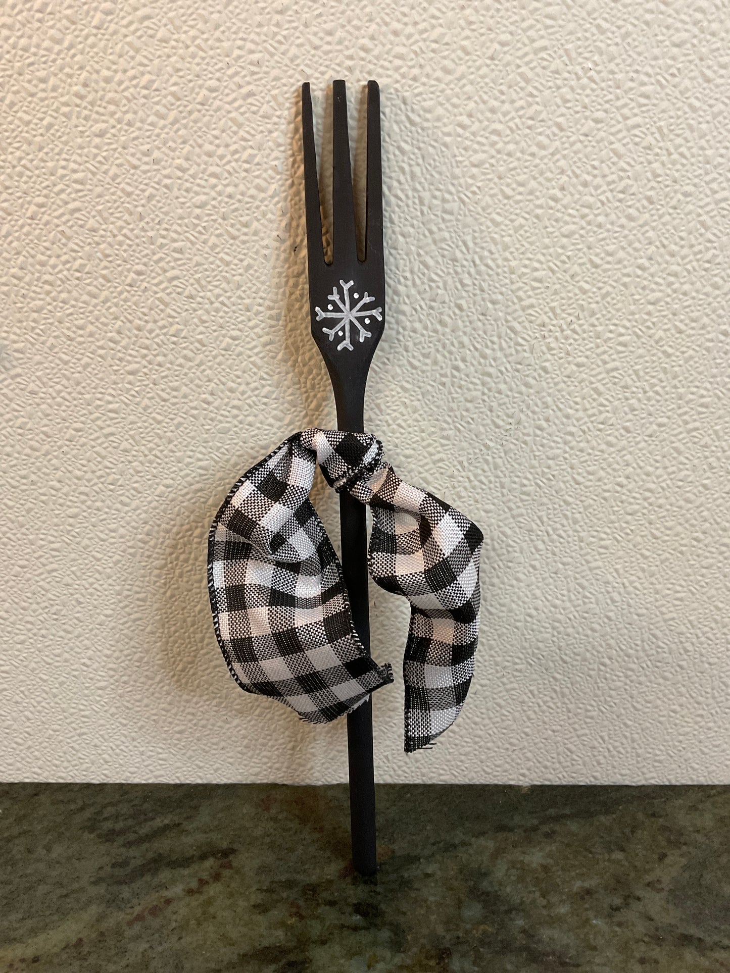 11” Black Wood Fork w/Snowflake Design