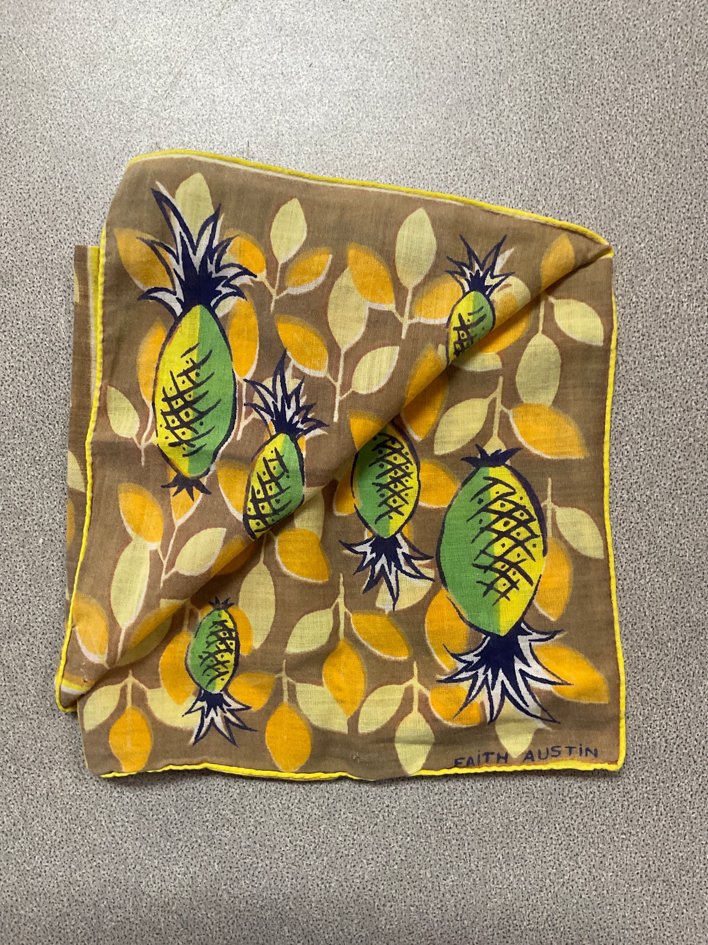 Vtg Faith Austin Pinneapple Handkerchief