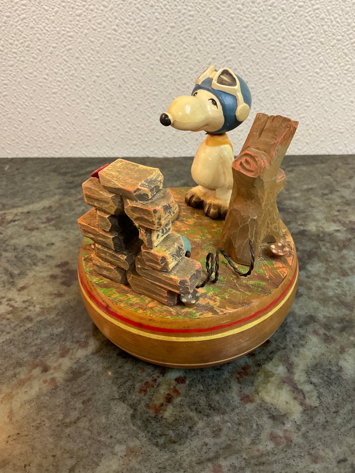 ANRI Flying Ace Snoopy Music Box 1968