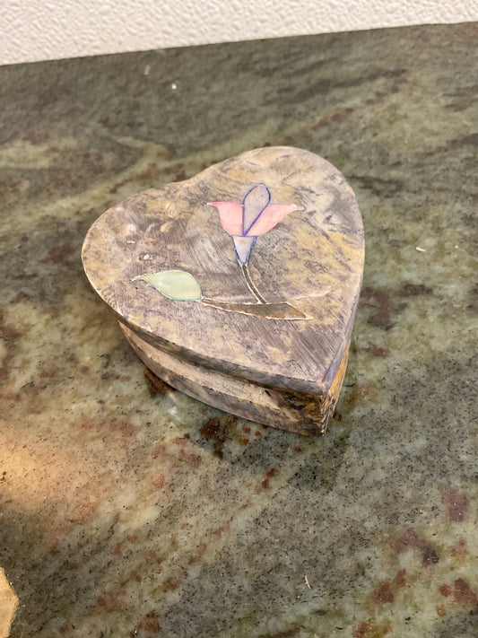 Heart Soapstone Box/Mother Of Pearl Inlay