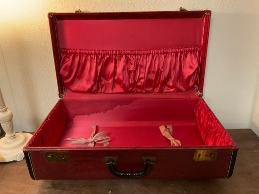 Vintage 1950’s Suitcase