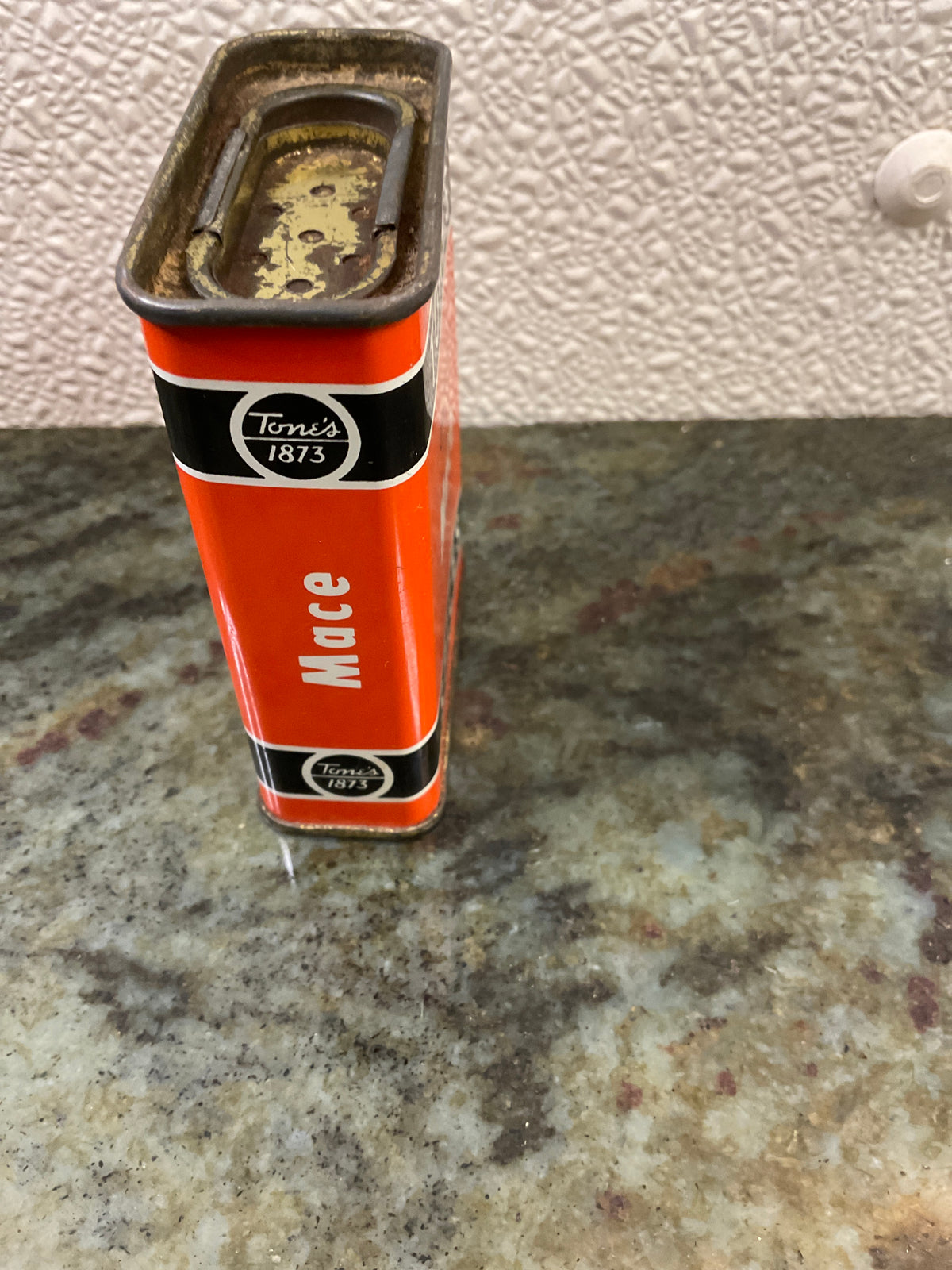 Tone’s Ground Mace Spice Tin