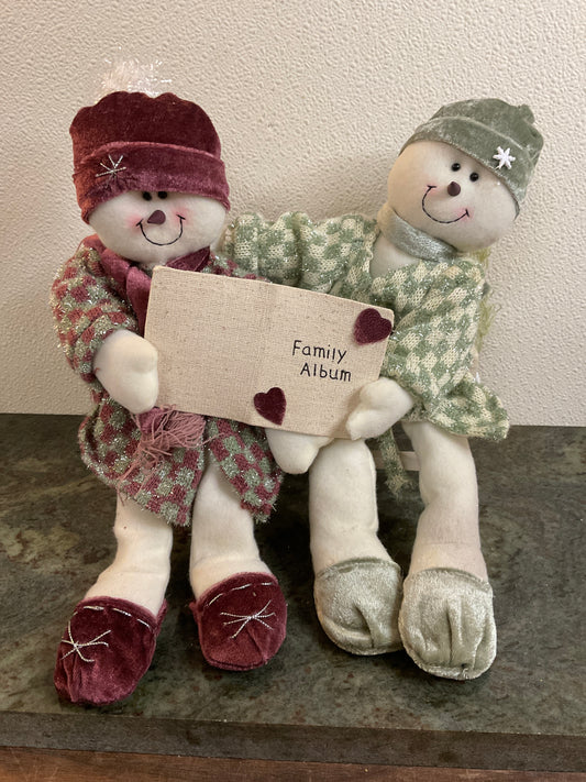 Snowmen on Bench “ Family Album”