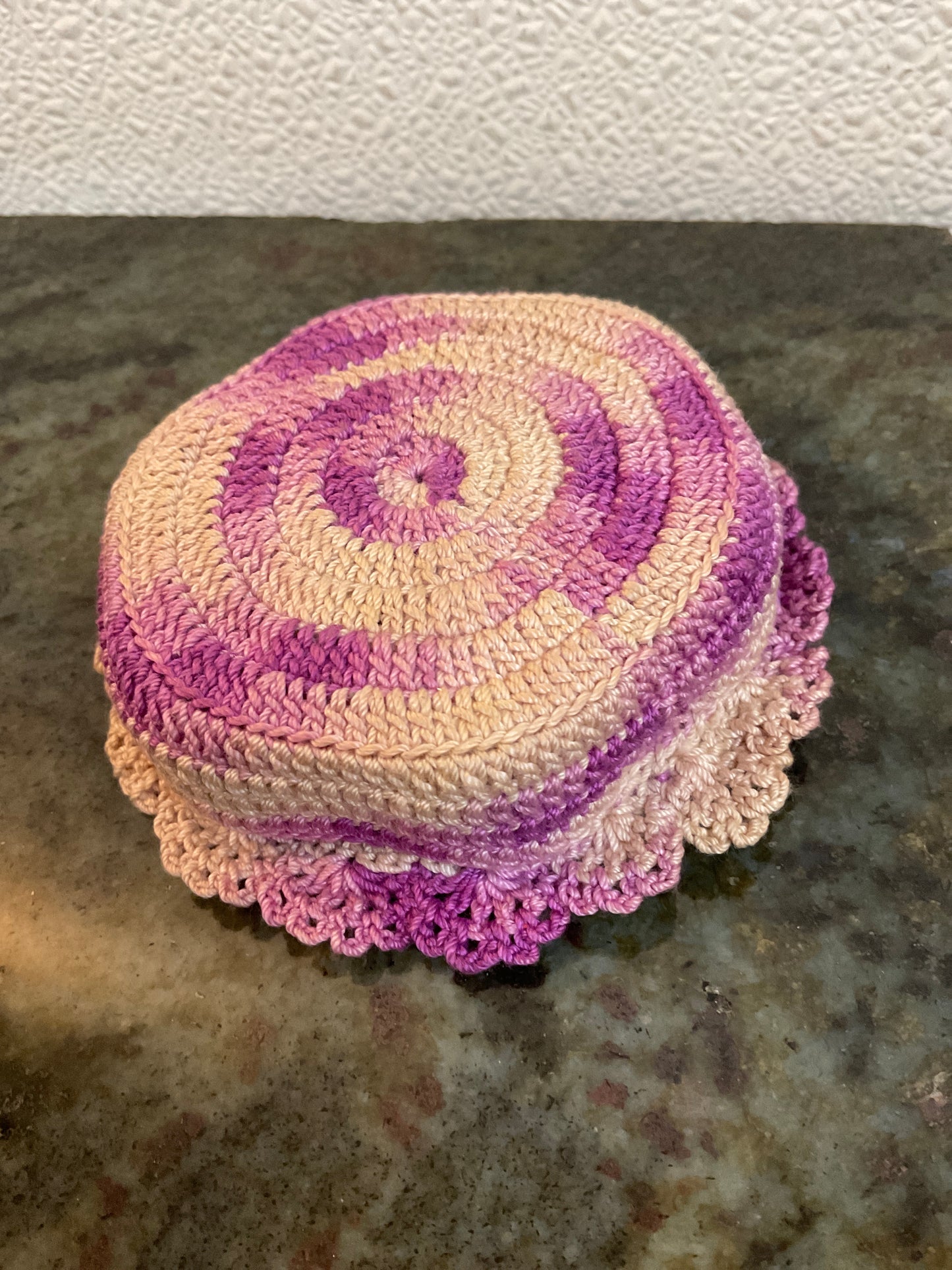 Vintage Crocheted Thread Holder