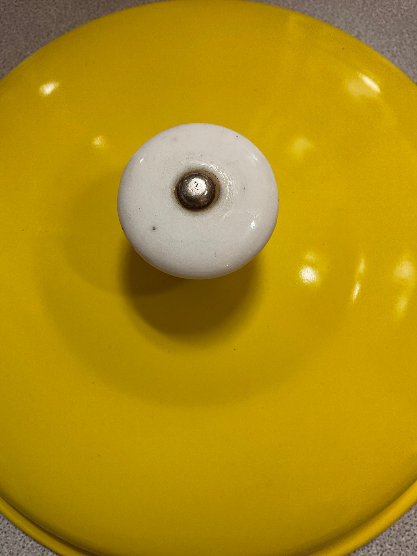 Canary Yellow Lid