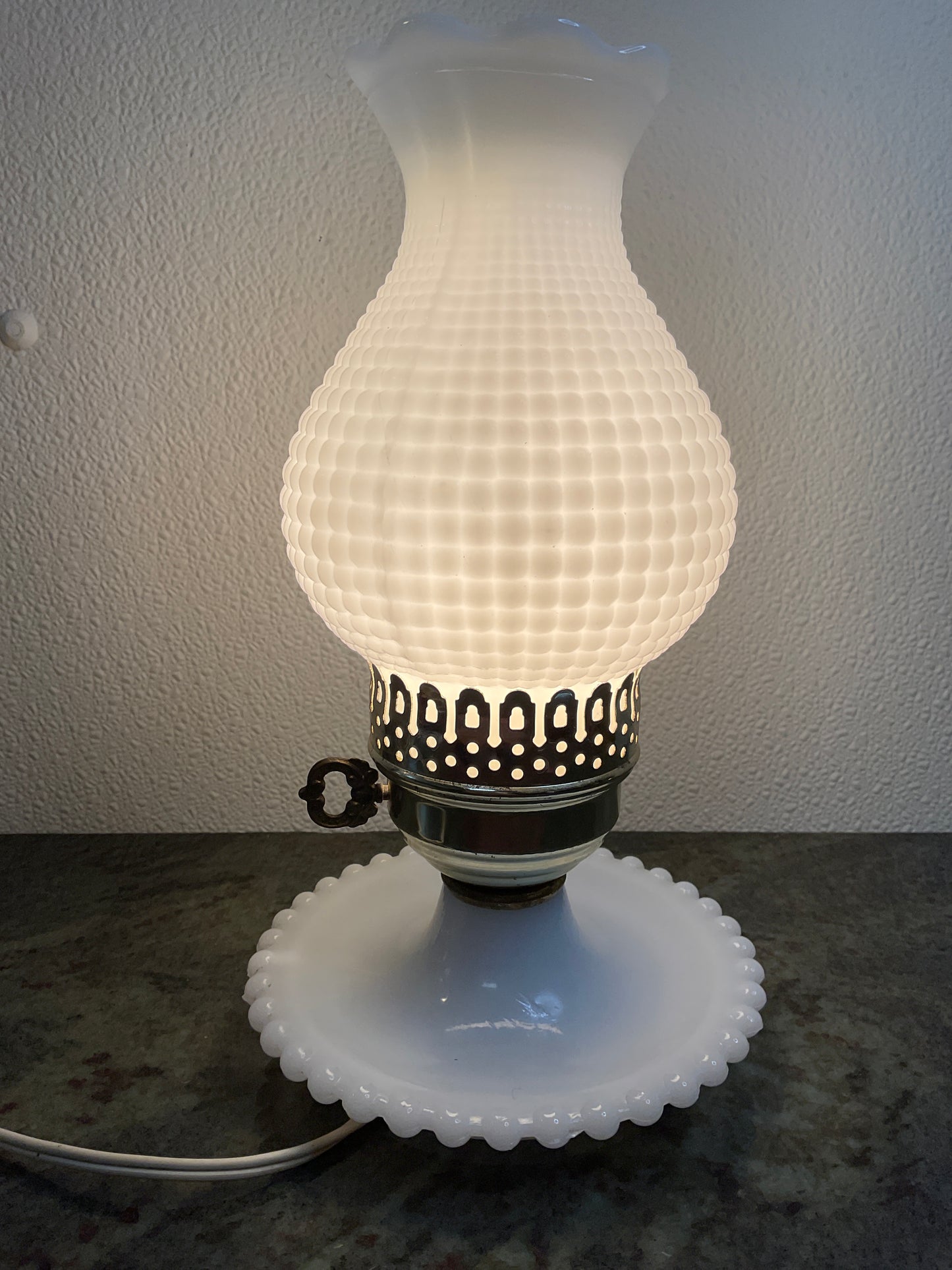 Vintage Electric Hobnail Lamp