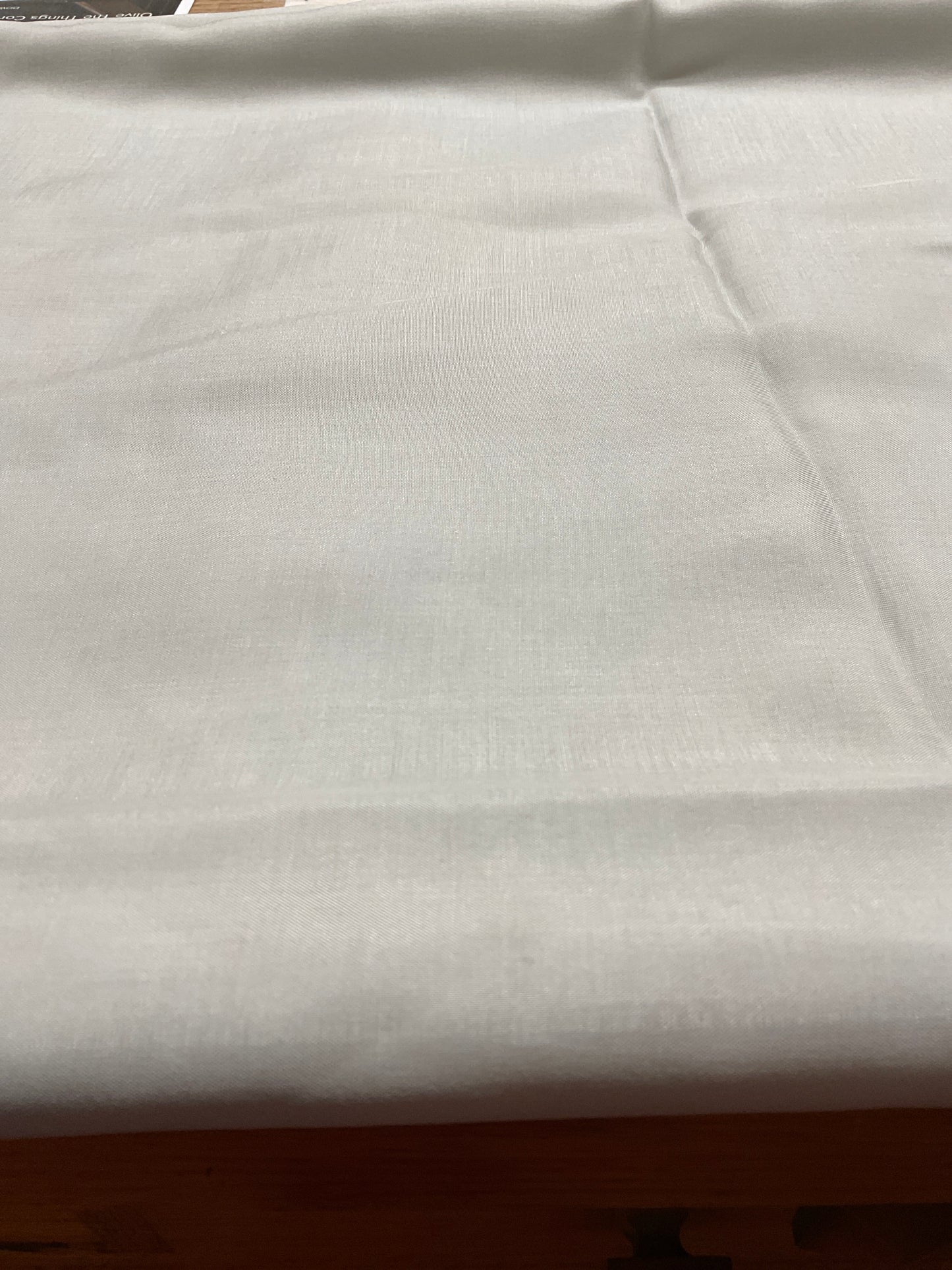 Oval Nylonish Fabric Tablecloth