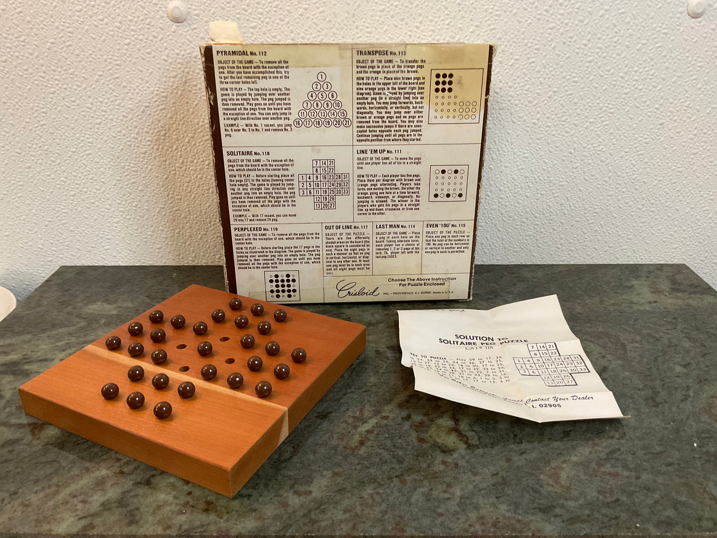 Vtg Crestline Solitaire Peg Game/Puzzle