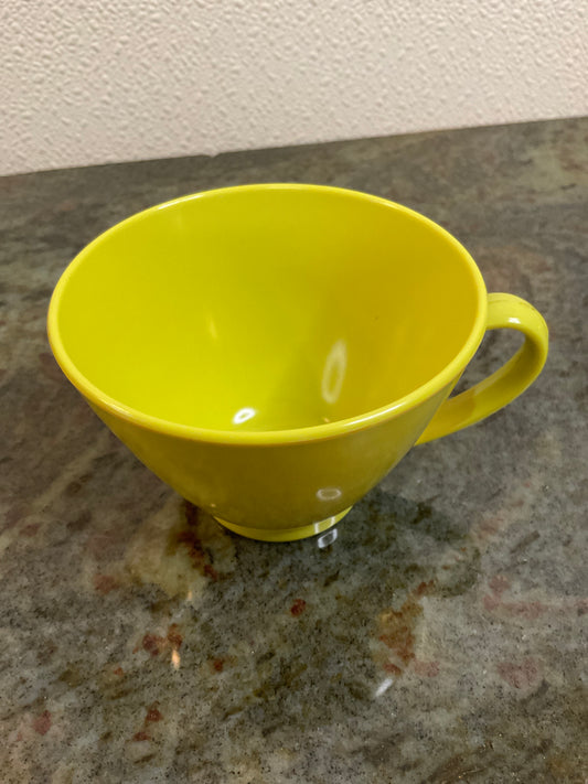 Vintage Avocado/Lime Melamine Cups
