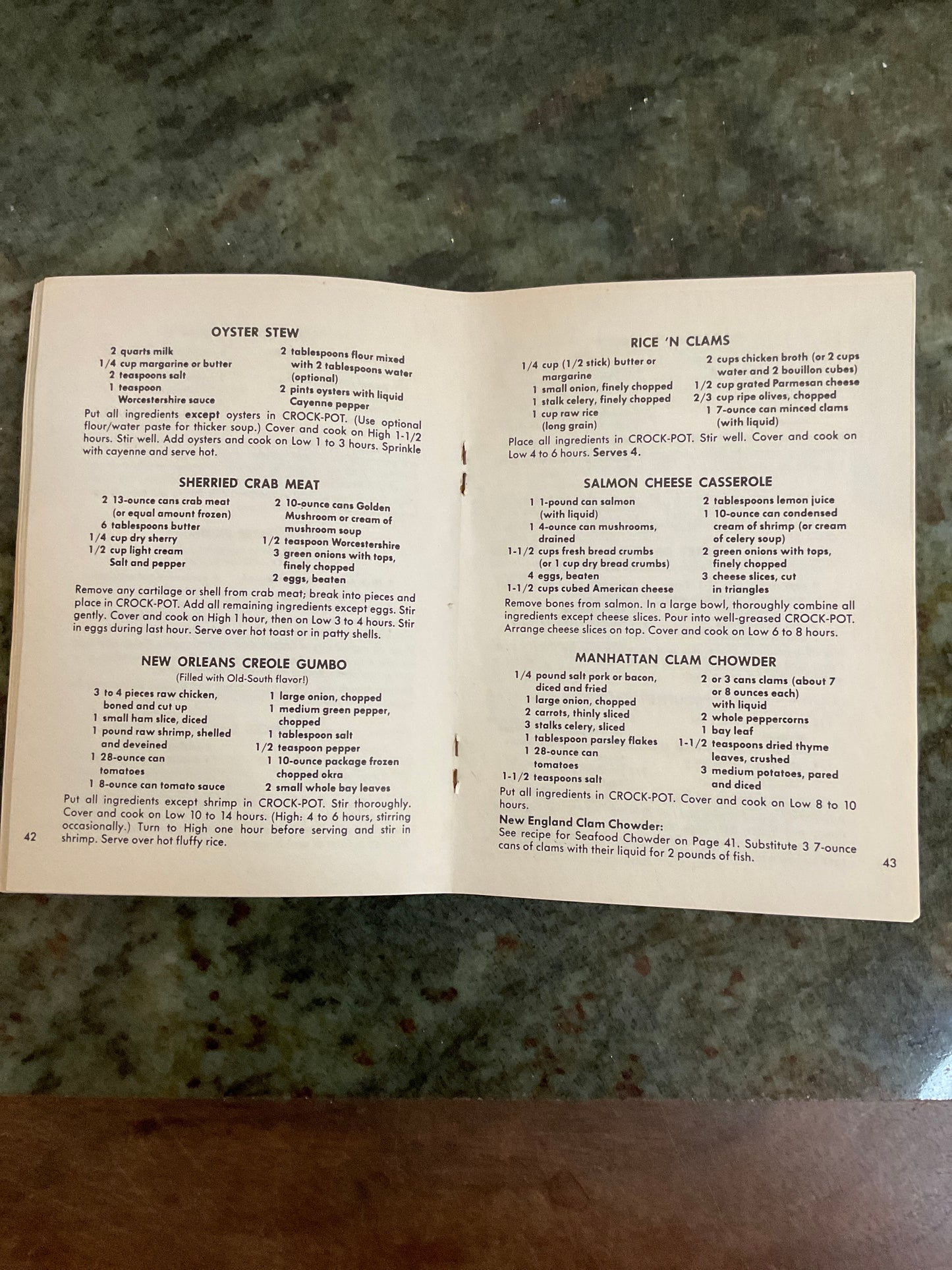 Vintage Rival Crockpot Cookbook