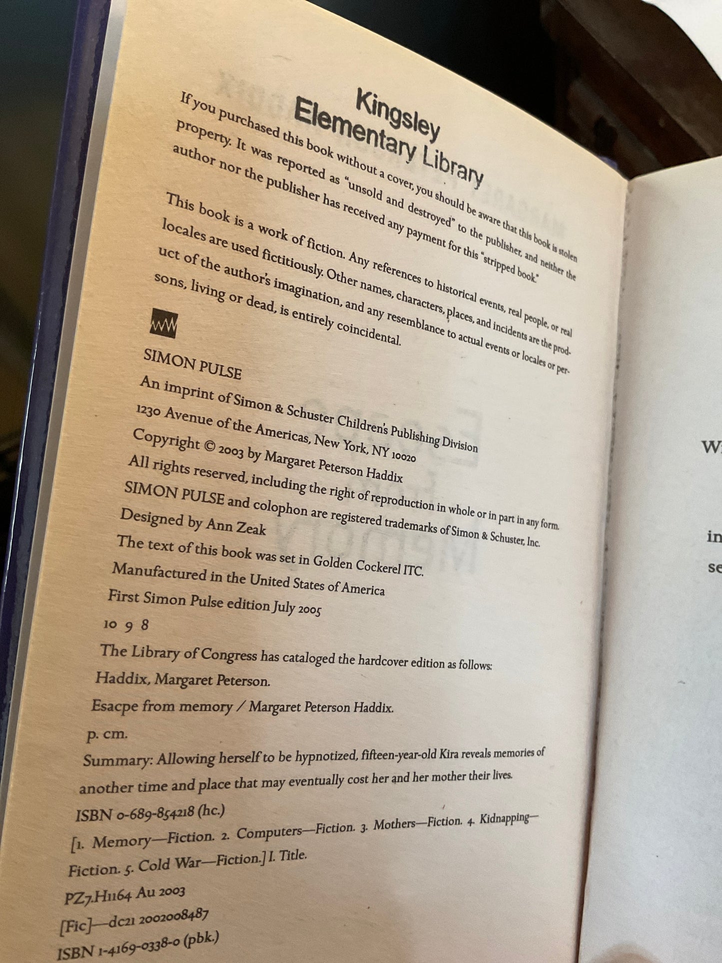 Book 2005 Escape From Memory
