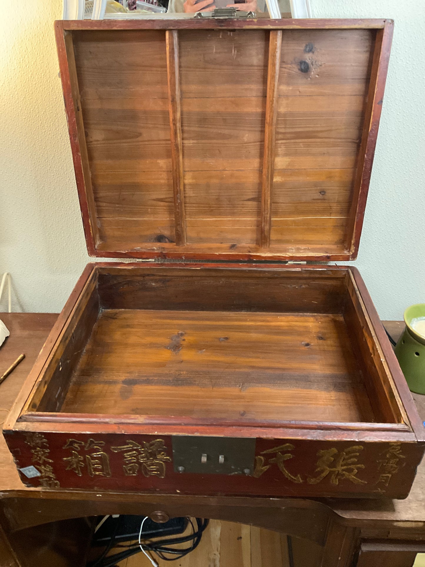Vtg Wood & Brass Large Box