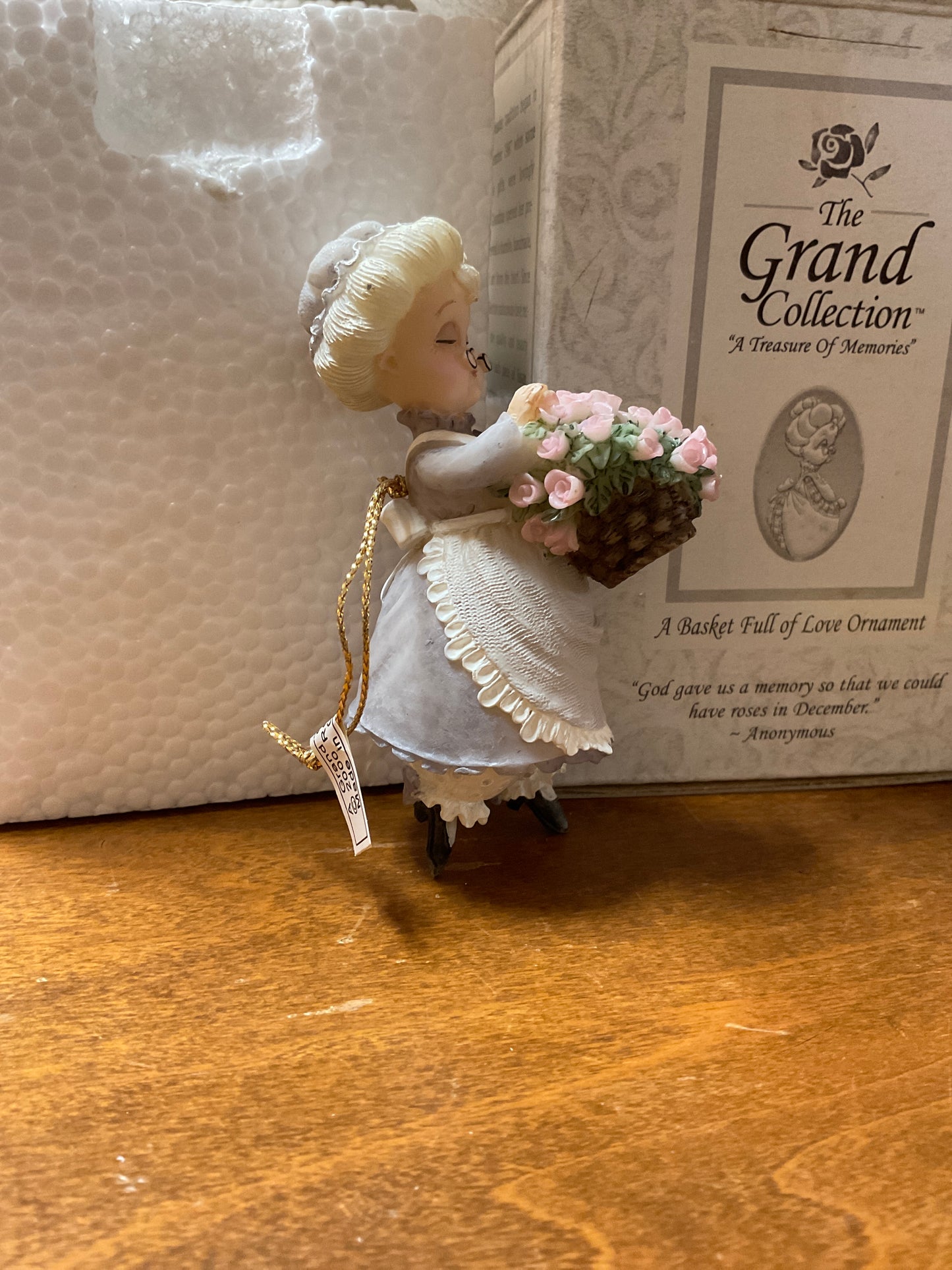 The Grand Collection “A Treasure Of Memories” A Basket Full Of Love Ornament