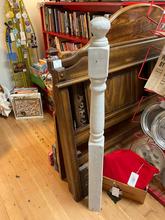 Vintage off White Wood Spindle