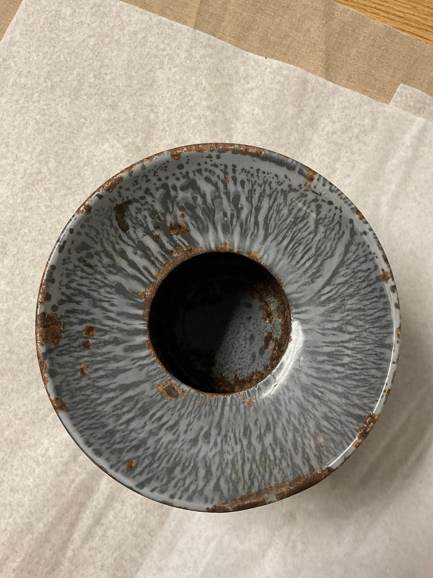 Graniteware Spittoon