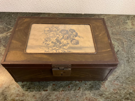 Vintage Floral Trinket Box
