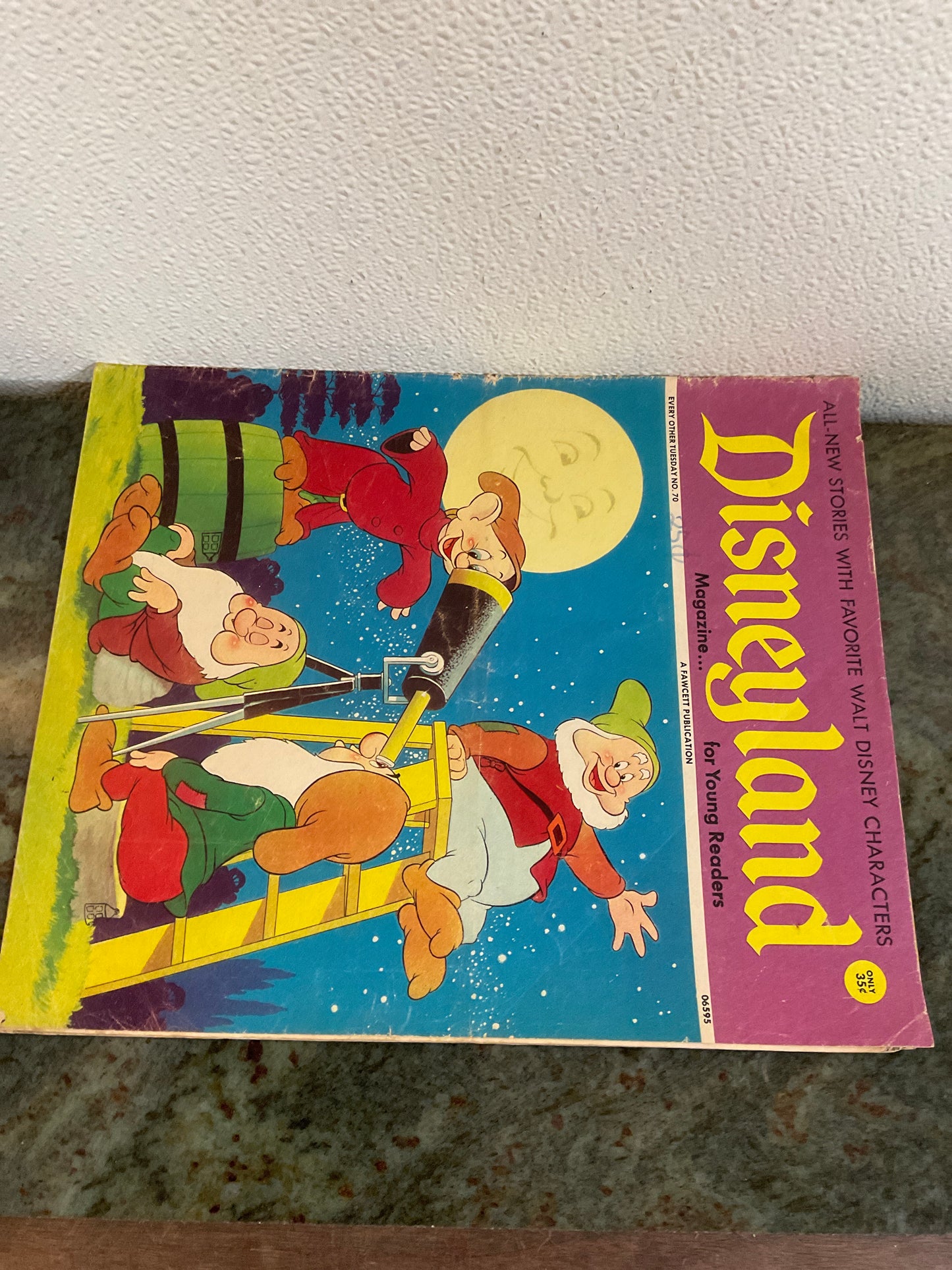 Disneyland Magazine #70
