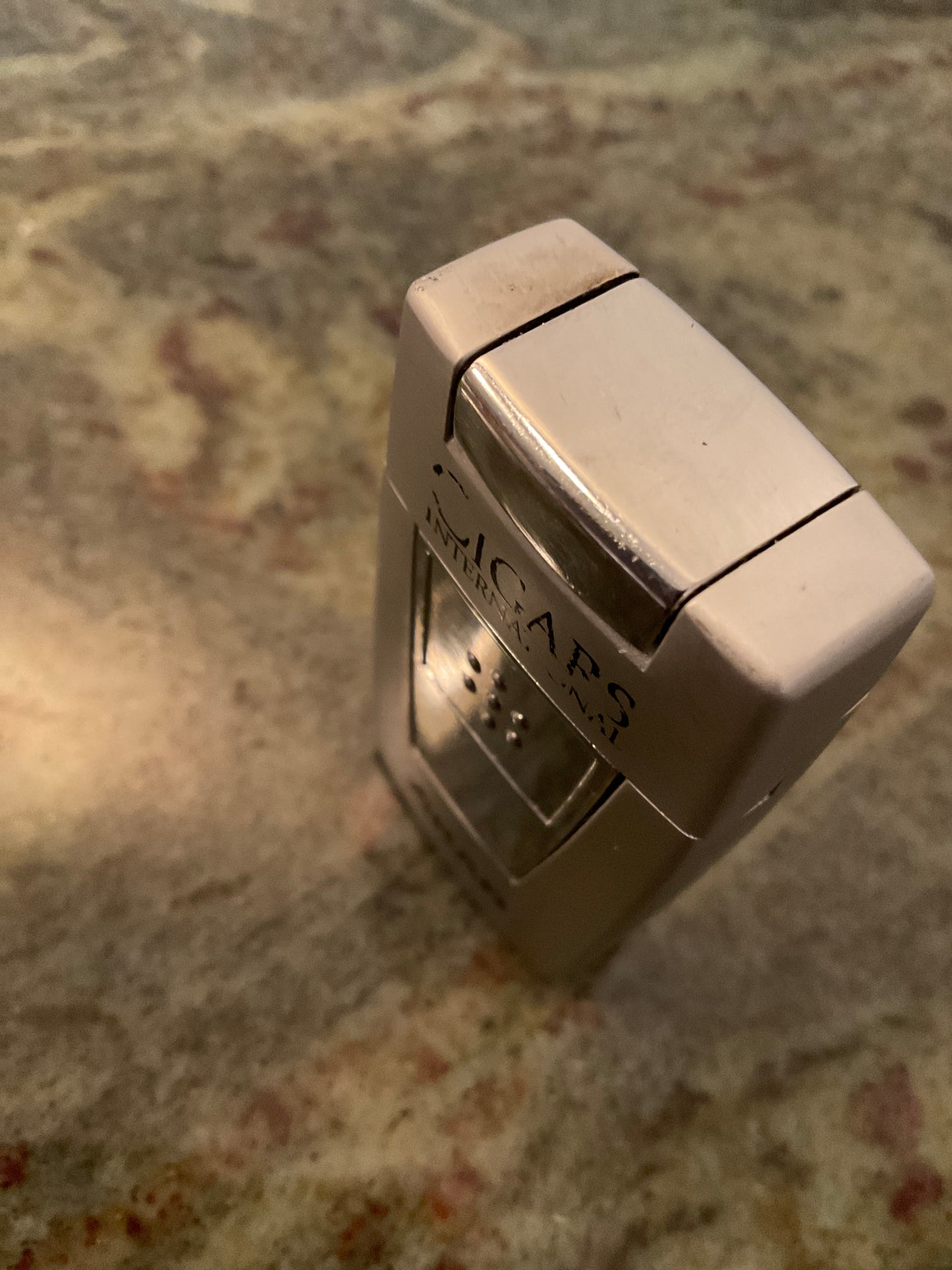 AKAR Lighter