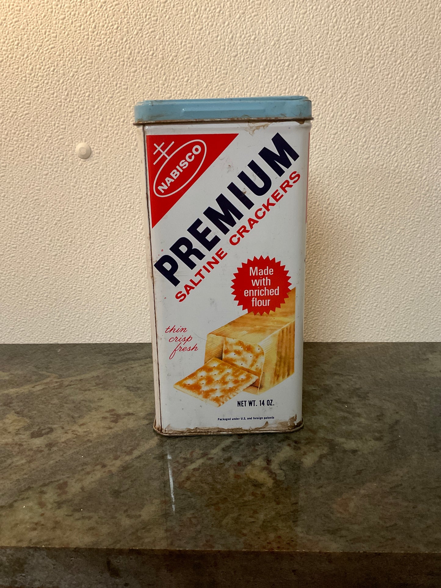 Vintage Premium Saltine Crackers