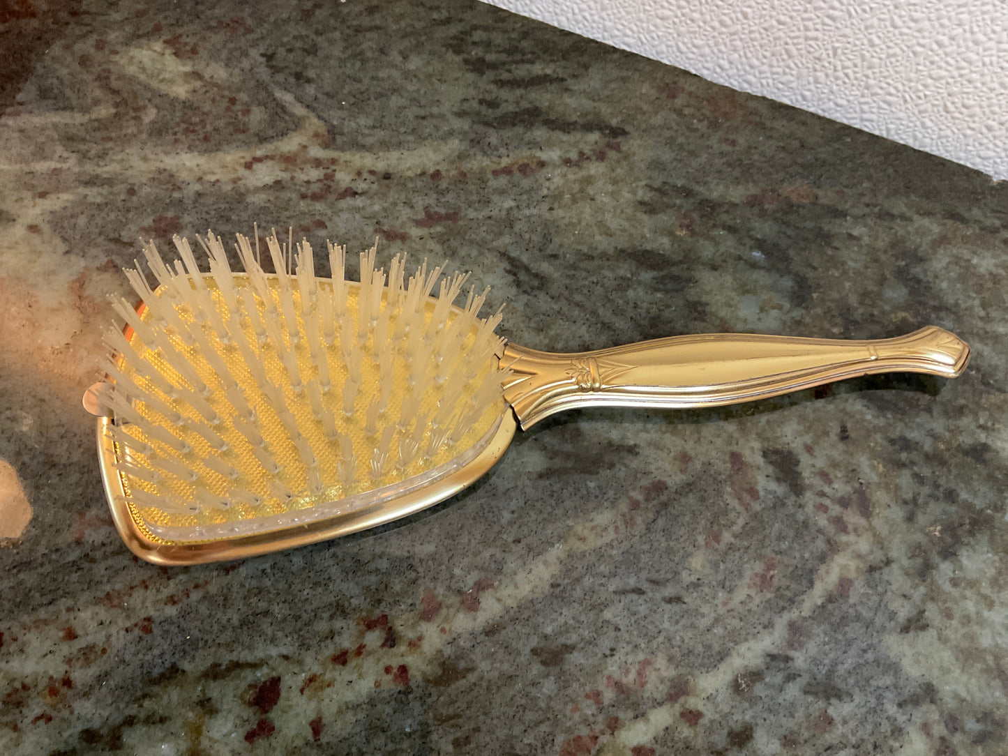 Vintage Gold Tone Floral Hairbrush