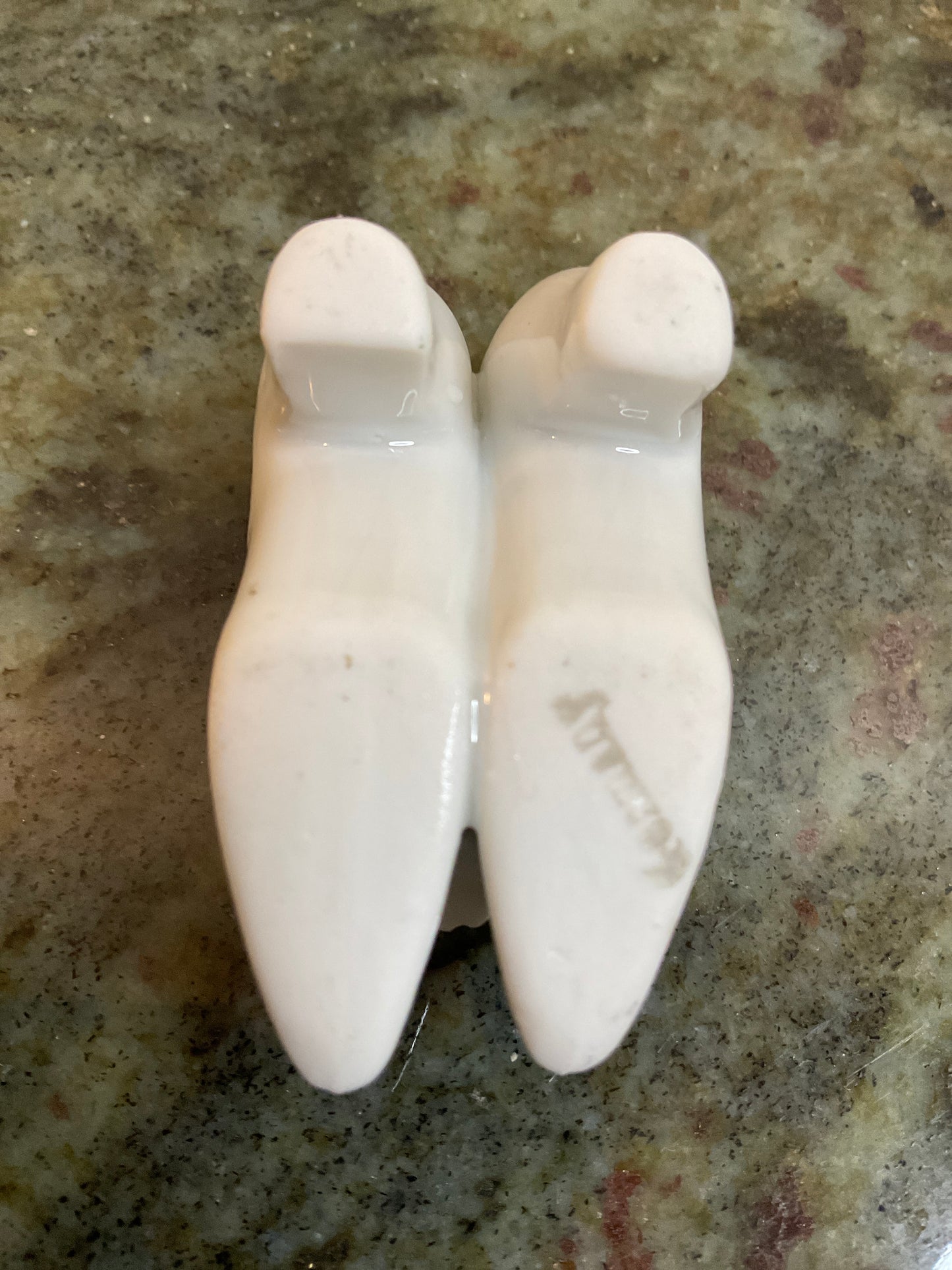 Pr Shoes Figurine