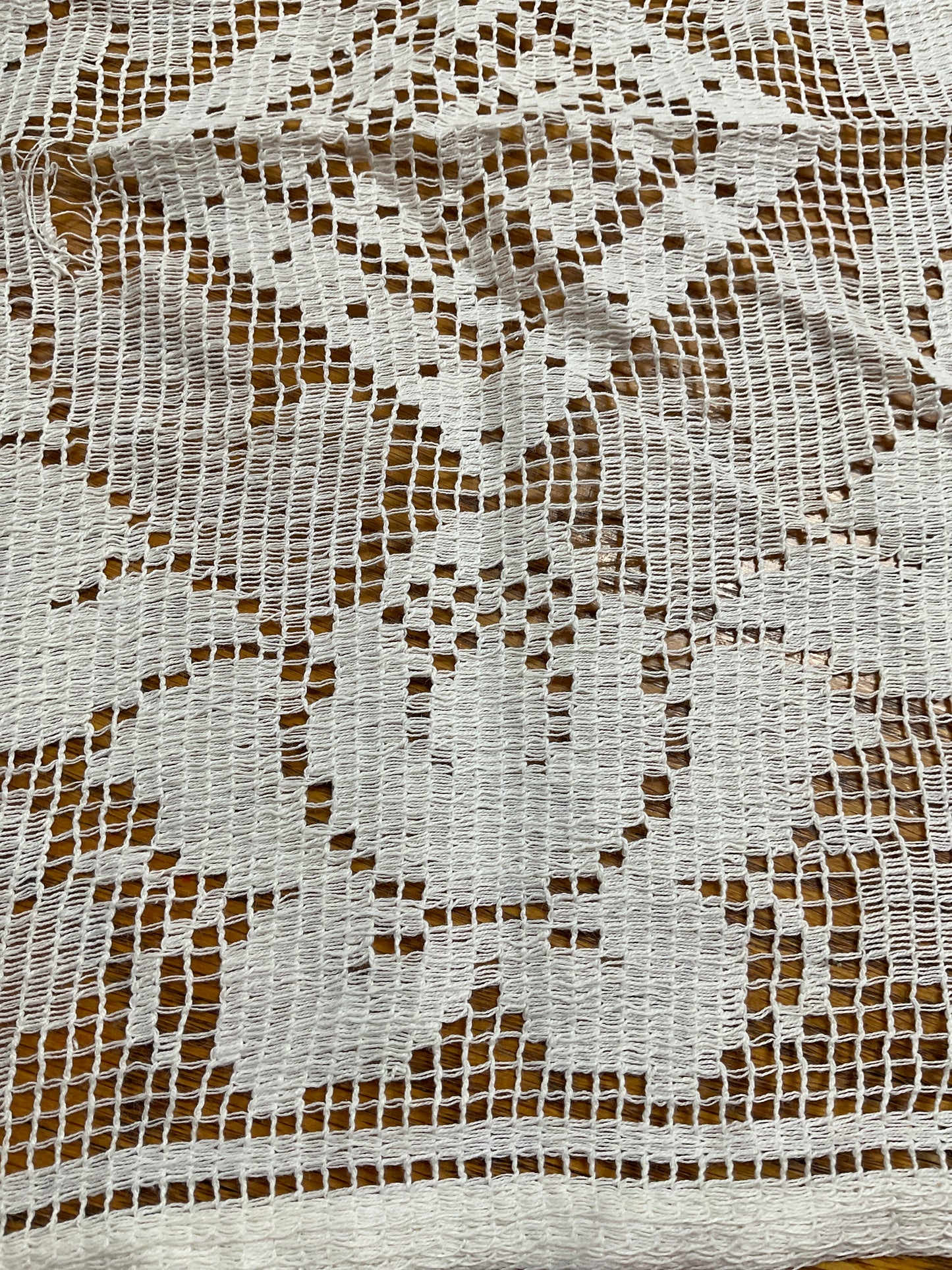 Filet Crotched Tray Cloth 15” x 11”