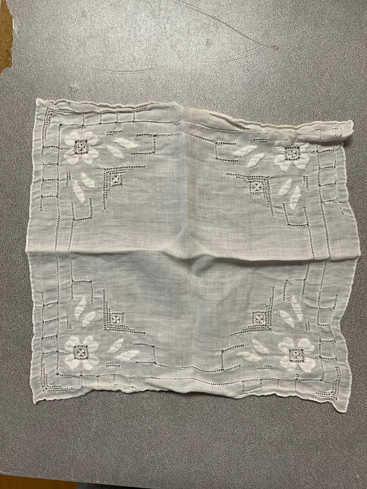 Vtg Embroidered Handkerchief