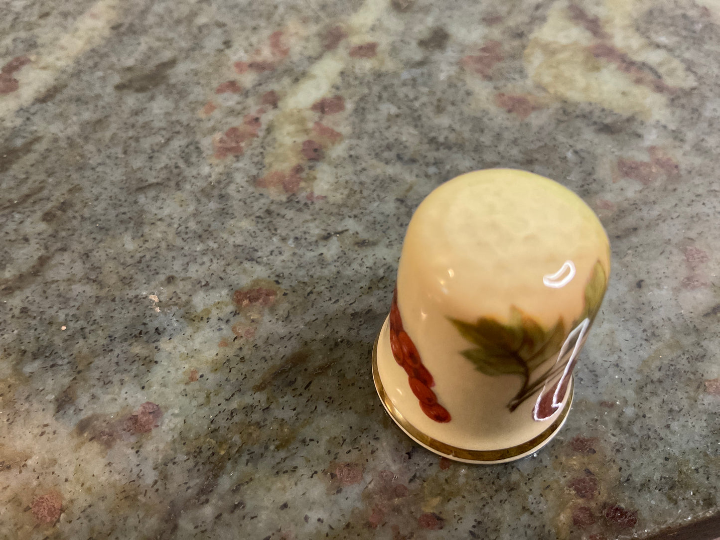 Ventase Porcelain Berry Thimble by Palissy