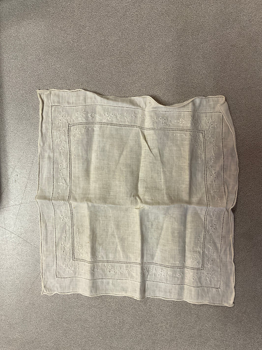 Vtg Embroidered Handkerchief
